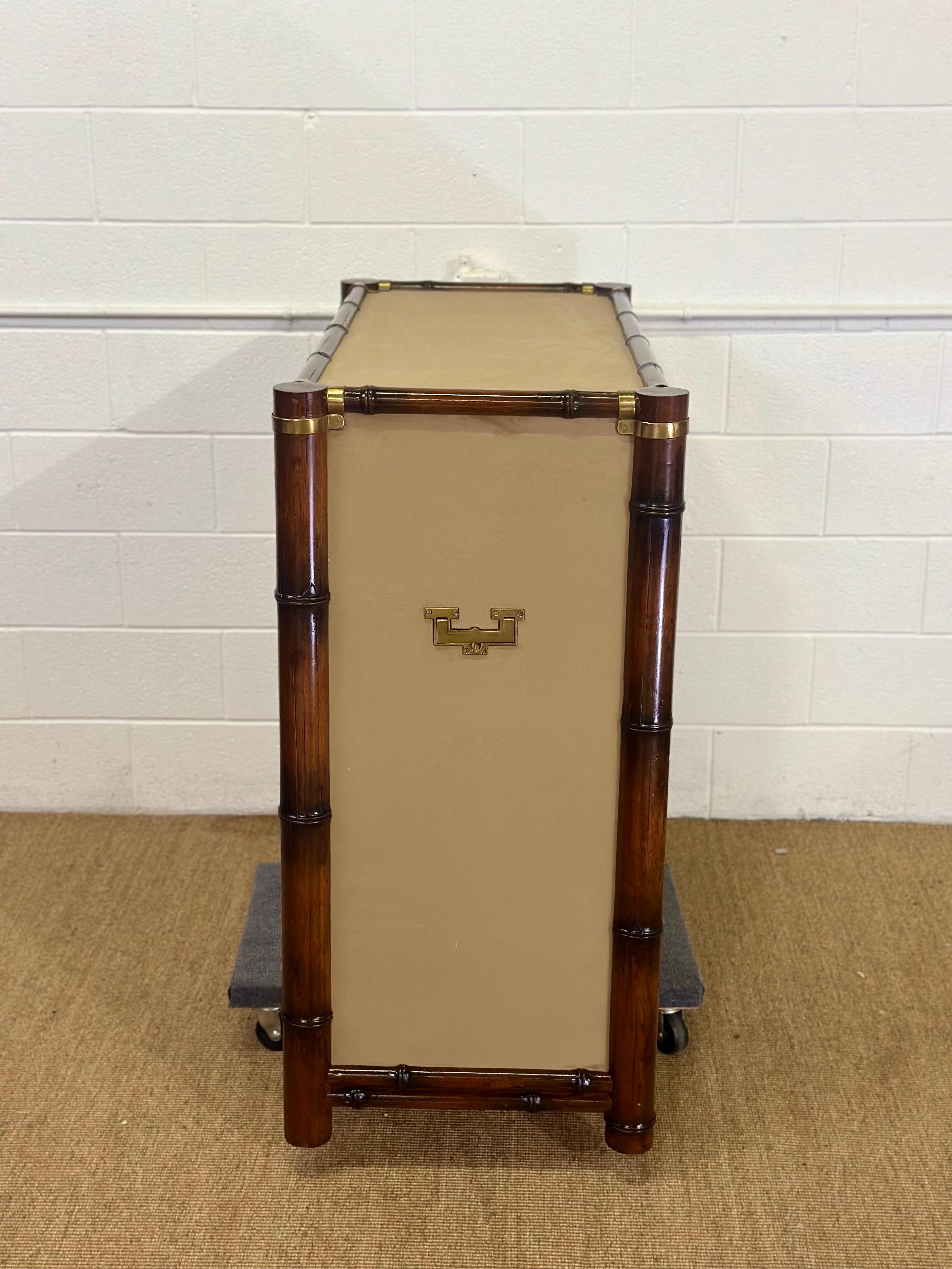 1992 Seltene Ralph Lauren Cameron Canvas Faux Bambus Messing Campaigner Kommode der Schublade im Angebot 8