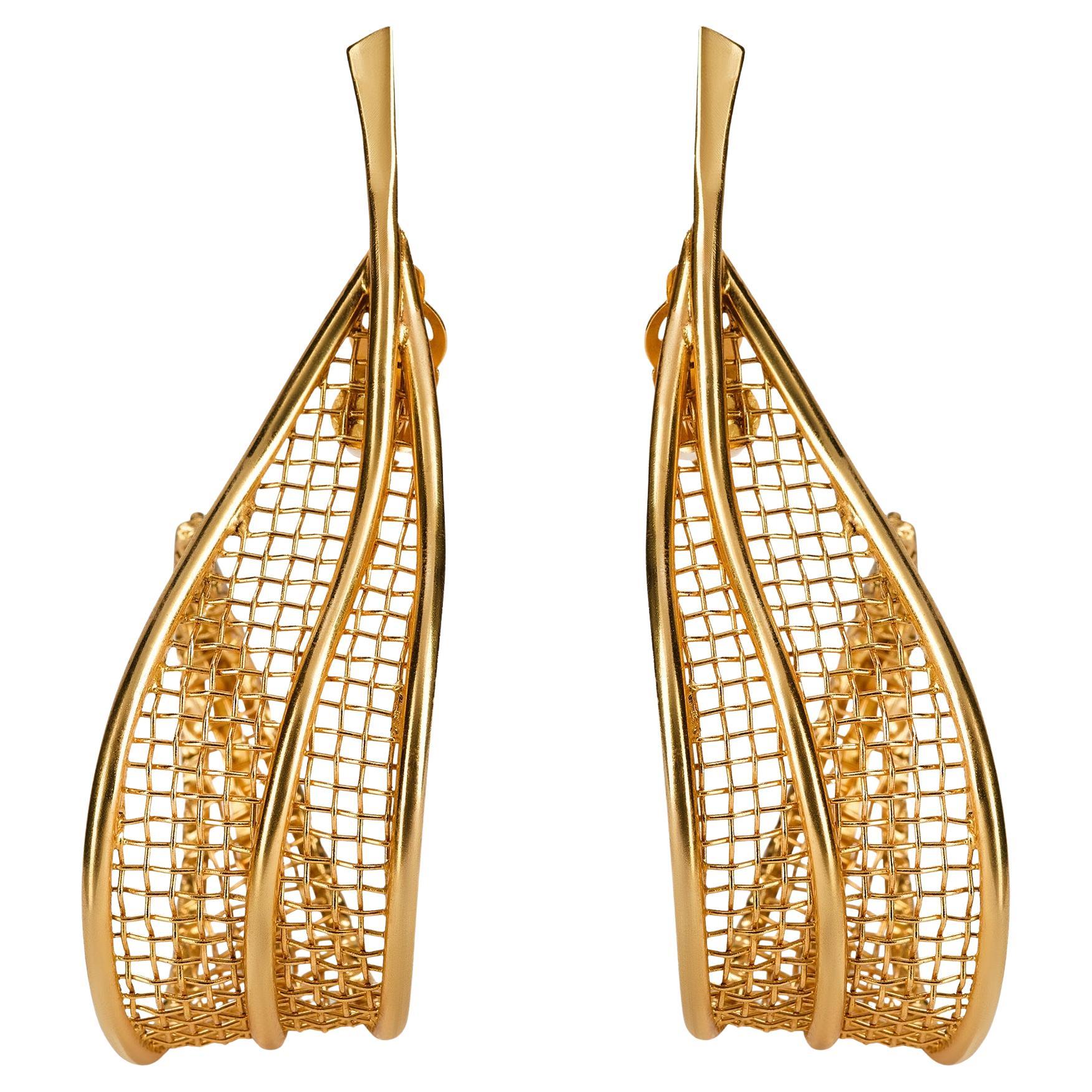 1992 Runway Guy Laroche Haute Couture Boucles d
oreilles exagérées en or en vente