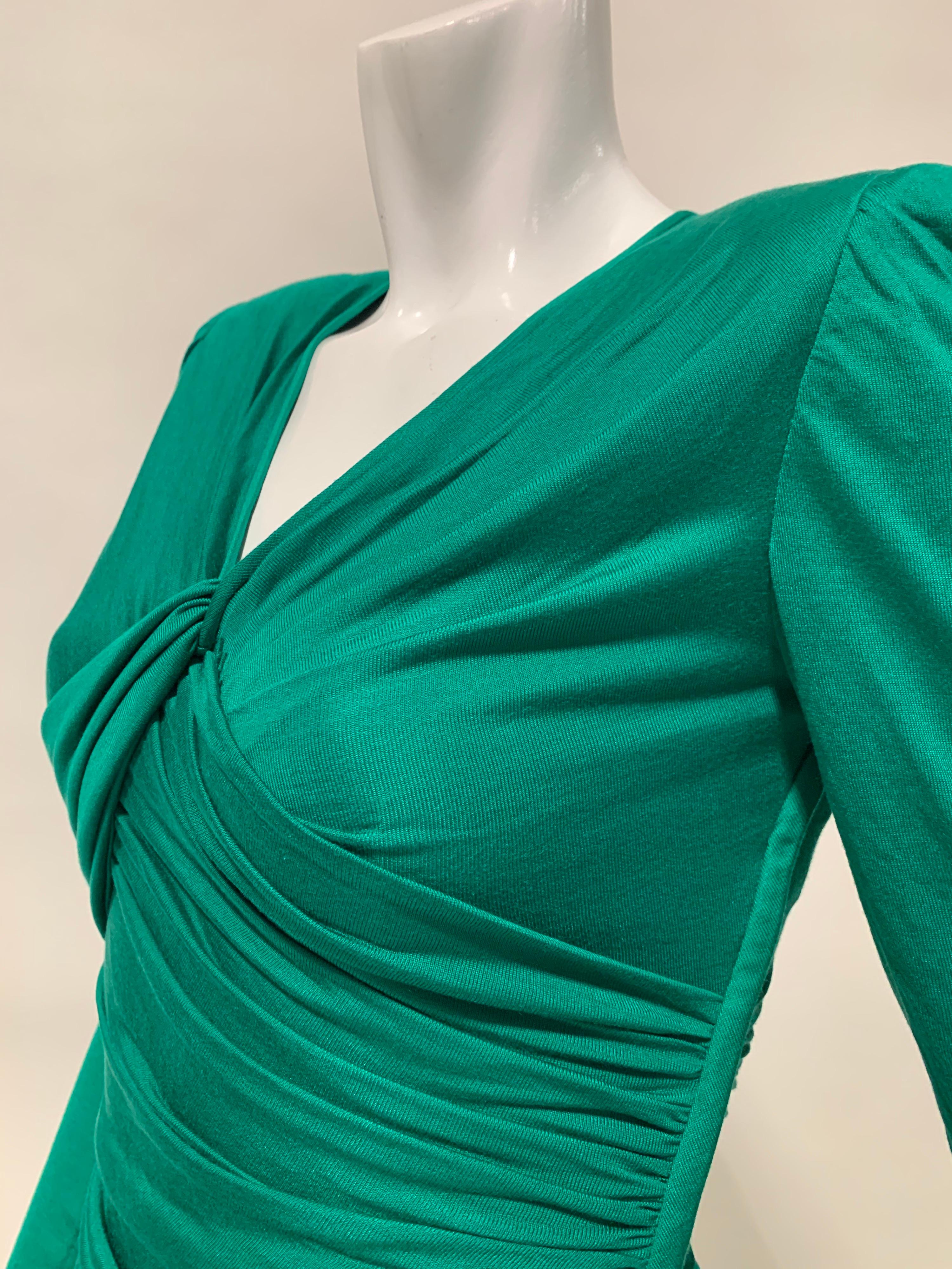 1992 Ungaro Emerald Green Draped Jersey Gown W/ Wrap Back & Bold Shoulders US 6 For Sale 5