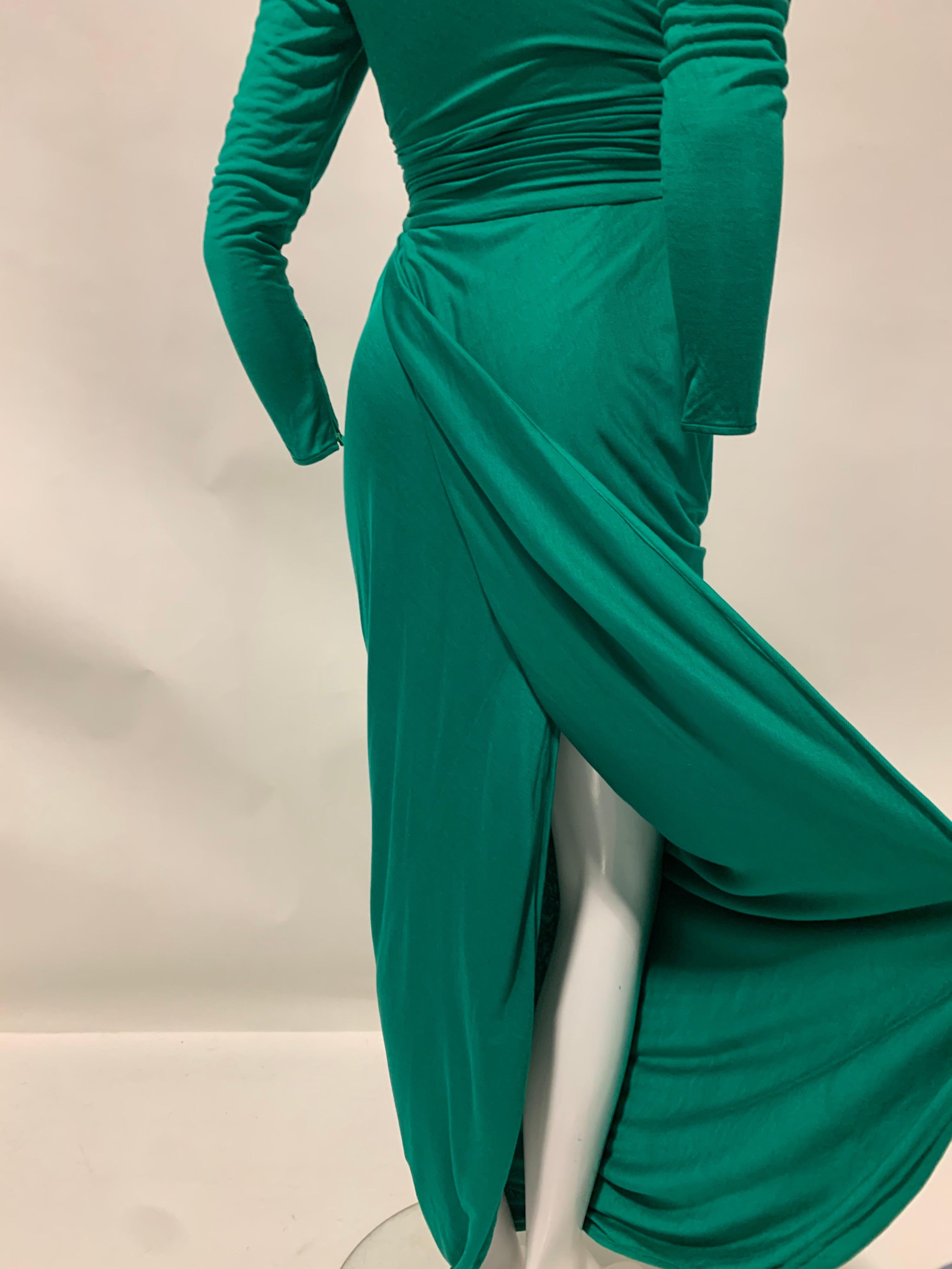 1992 Ungaro Emerald Green Draped Jersey Gown W/ Wrap Back & Bold Shoulders US 6 For Sale 3