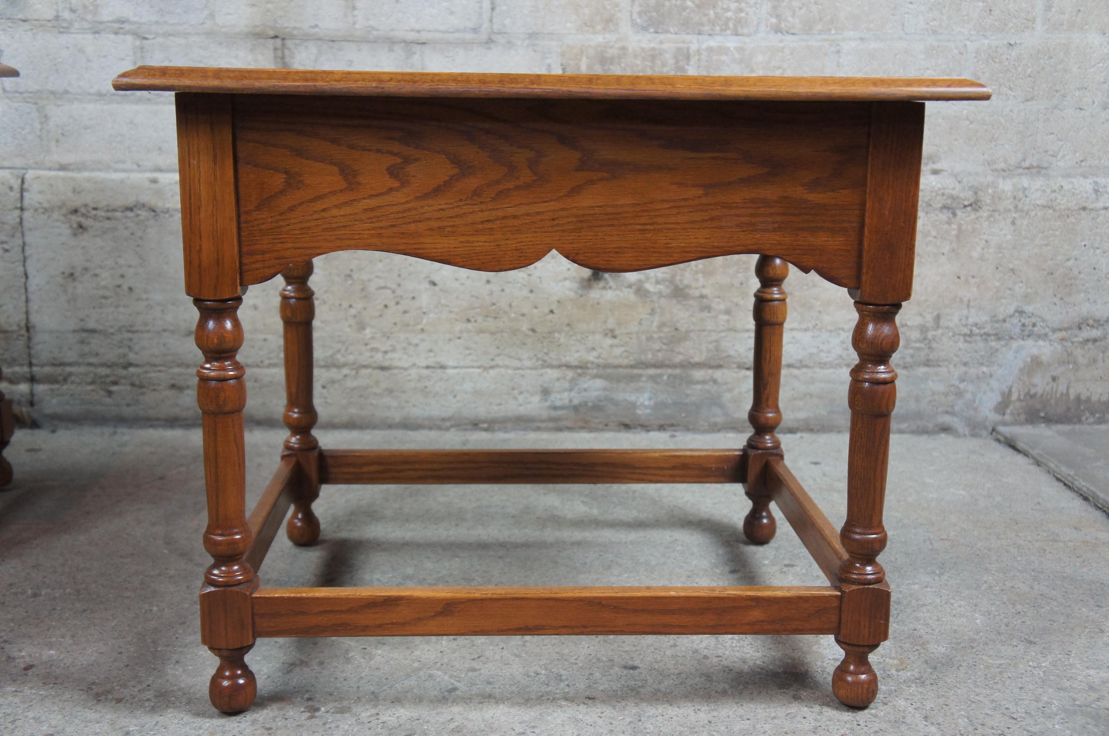 Late 20th Century 1992 Vintage Pennsylvania House Oak Side End Accent Tables or Nightstands
