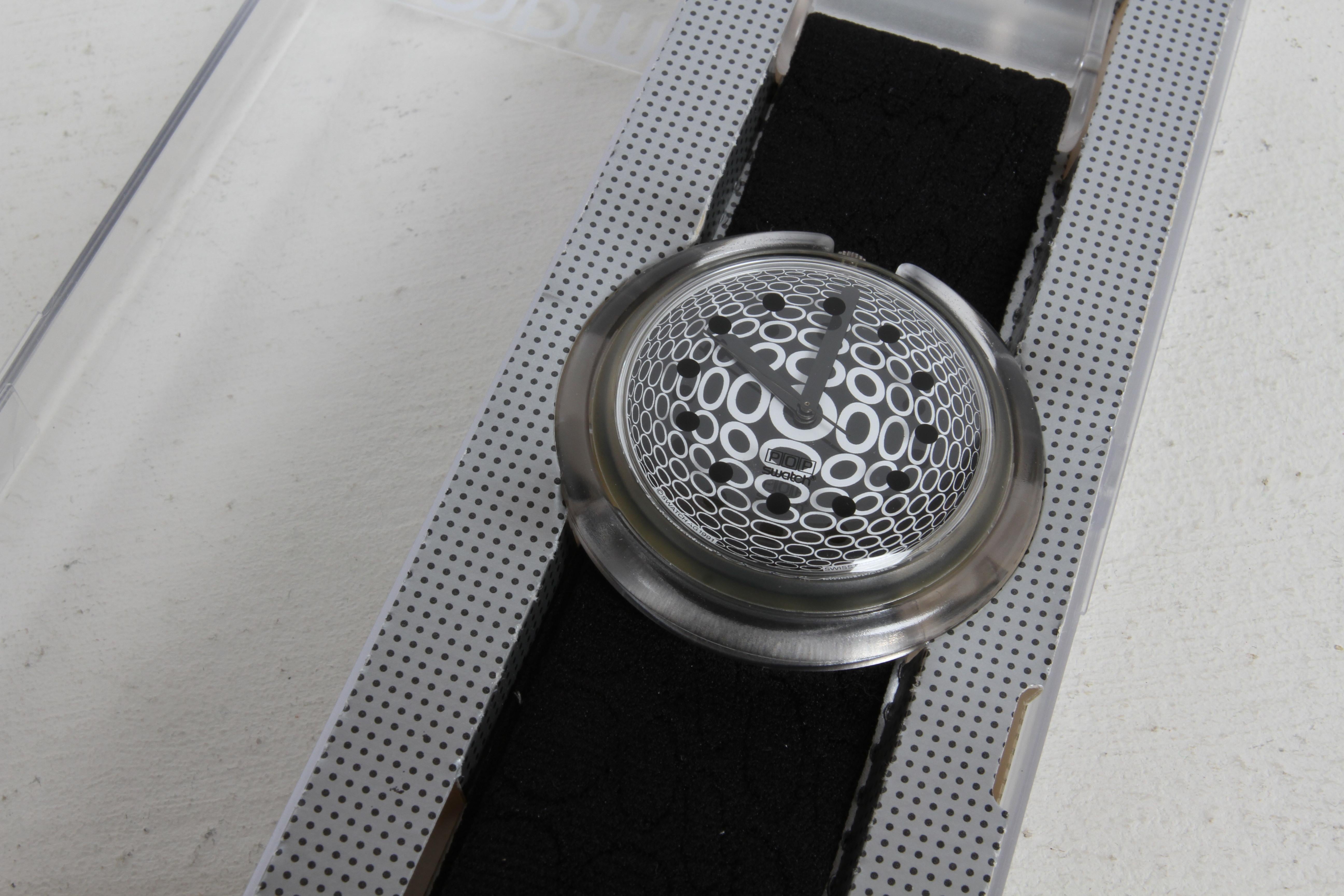 1992 Vintage POP Swatch Watch Special Dots - Op Art - entworfen von Vasarely - NOS im Angebot 3