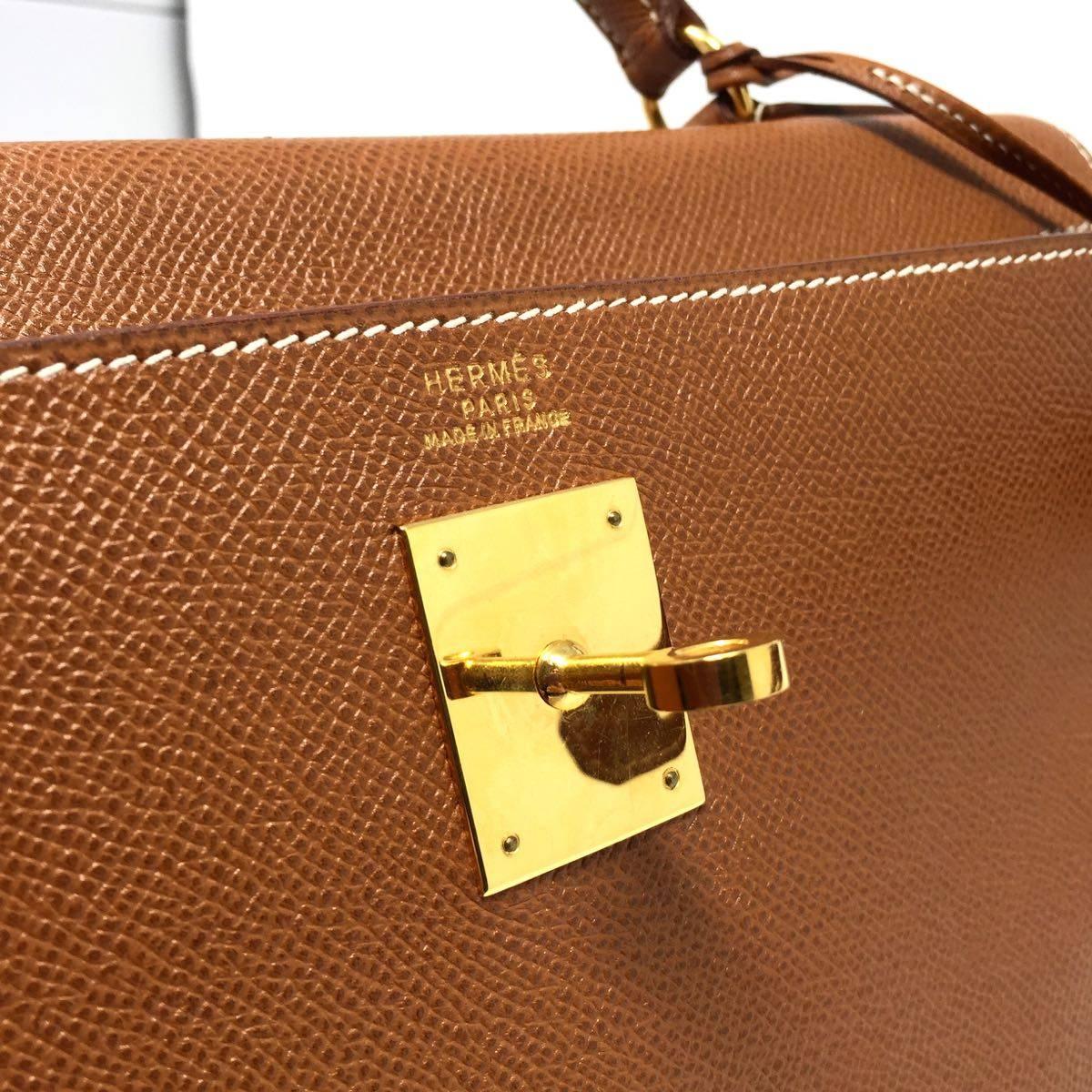 1992, HERMES Vintage  Sac Kelly 32 bag in Courchevel Gold Leather.  1