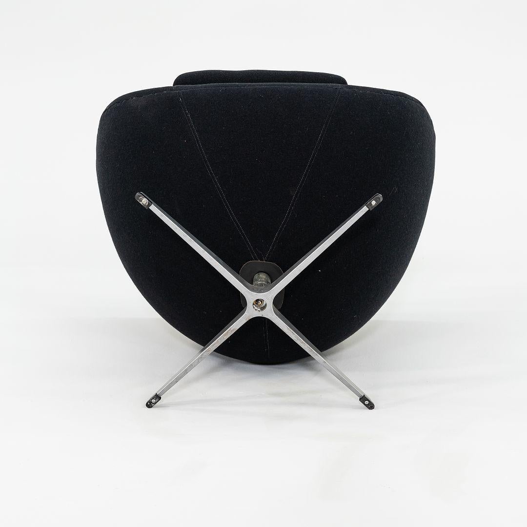 1993 Arne Jacobsen for Fritz Hansen Egg Chair and Ottoman Noir Fabriqué au Danemark en vente 3