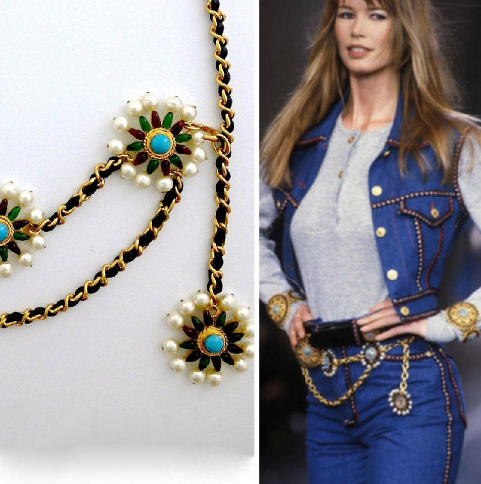 Beige 1993 CHANEL CLAUDIA SCHIFFER Flower Gripoix Pearl Leather Chain Necklace Belt