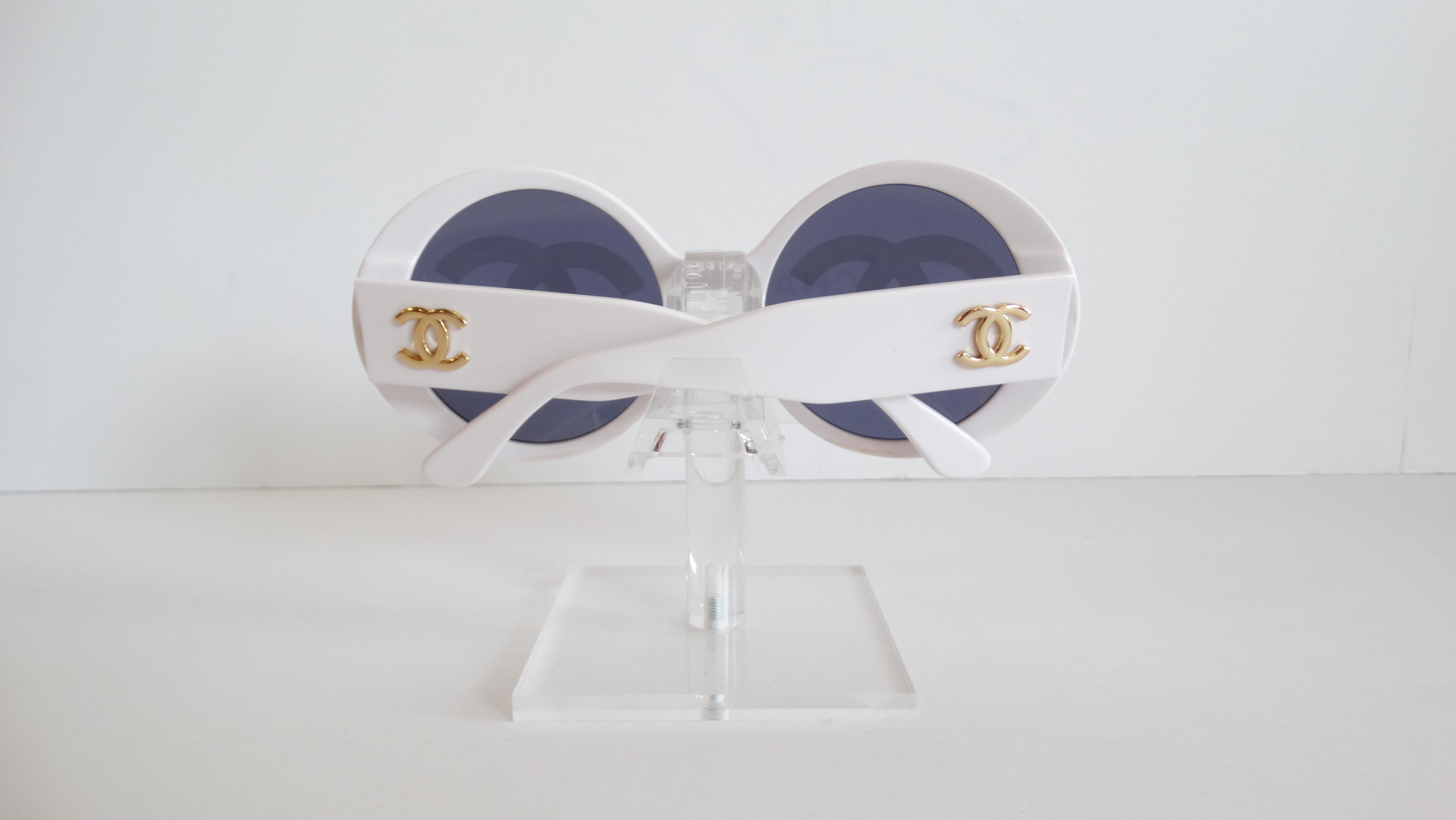1993 Chanel Reflective Logo Lens Sunglasses 1