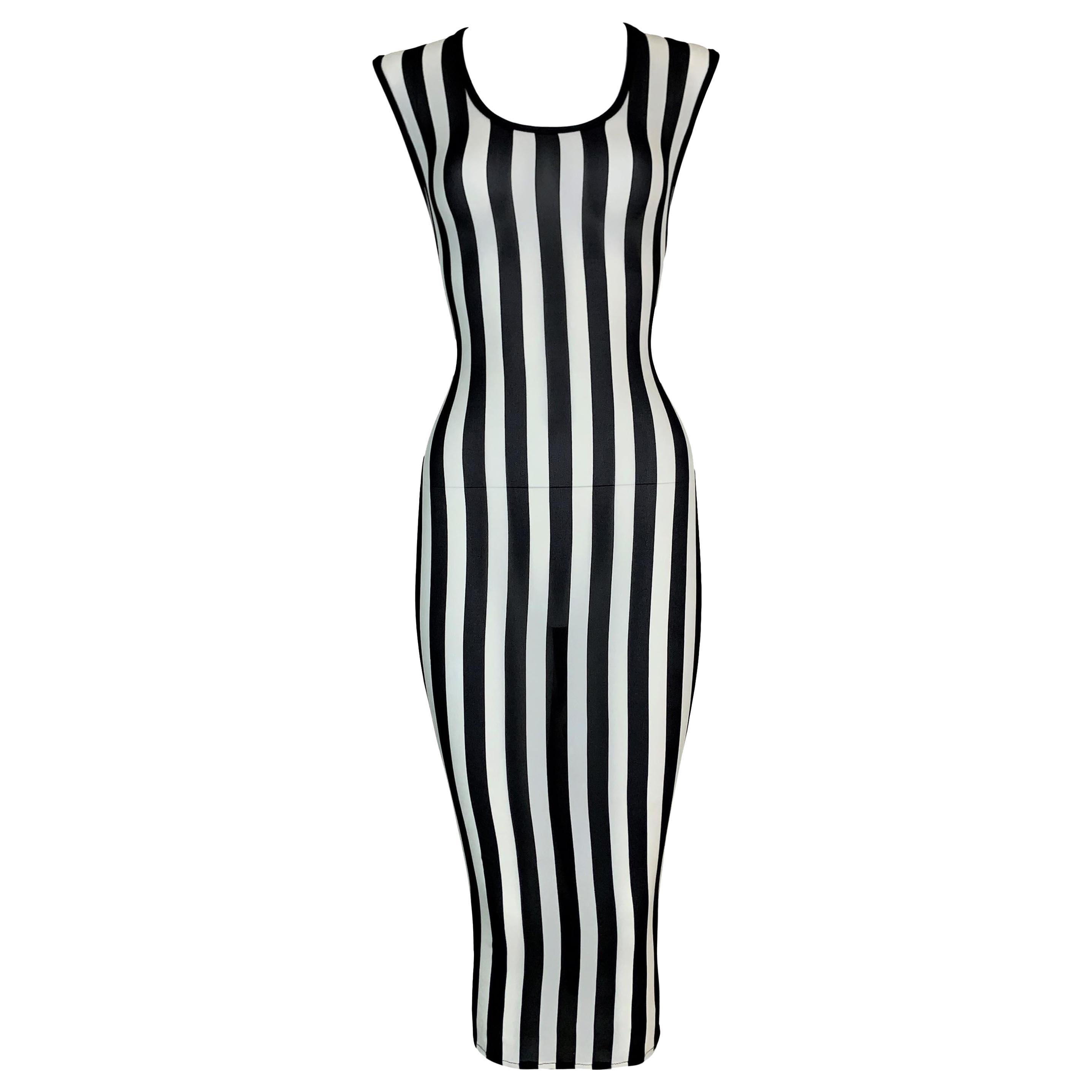 black and white wiggle dress