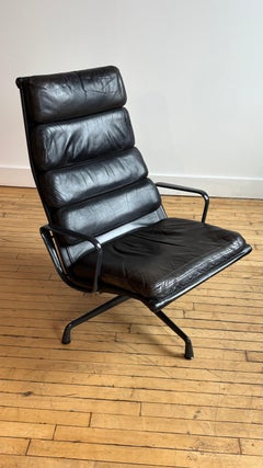 1993 Herman Miller Eames Soft Pad Lounge Chair