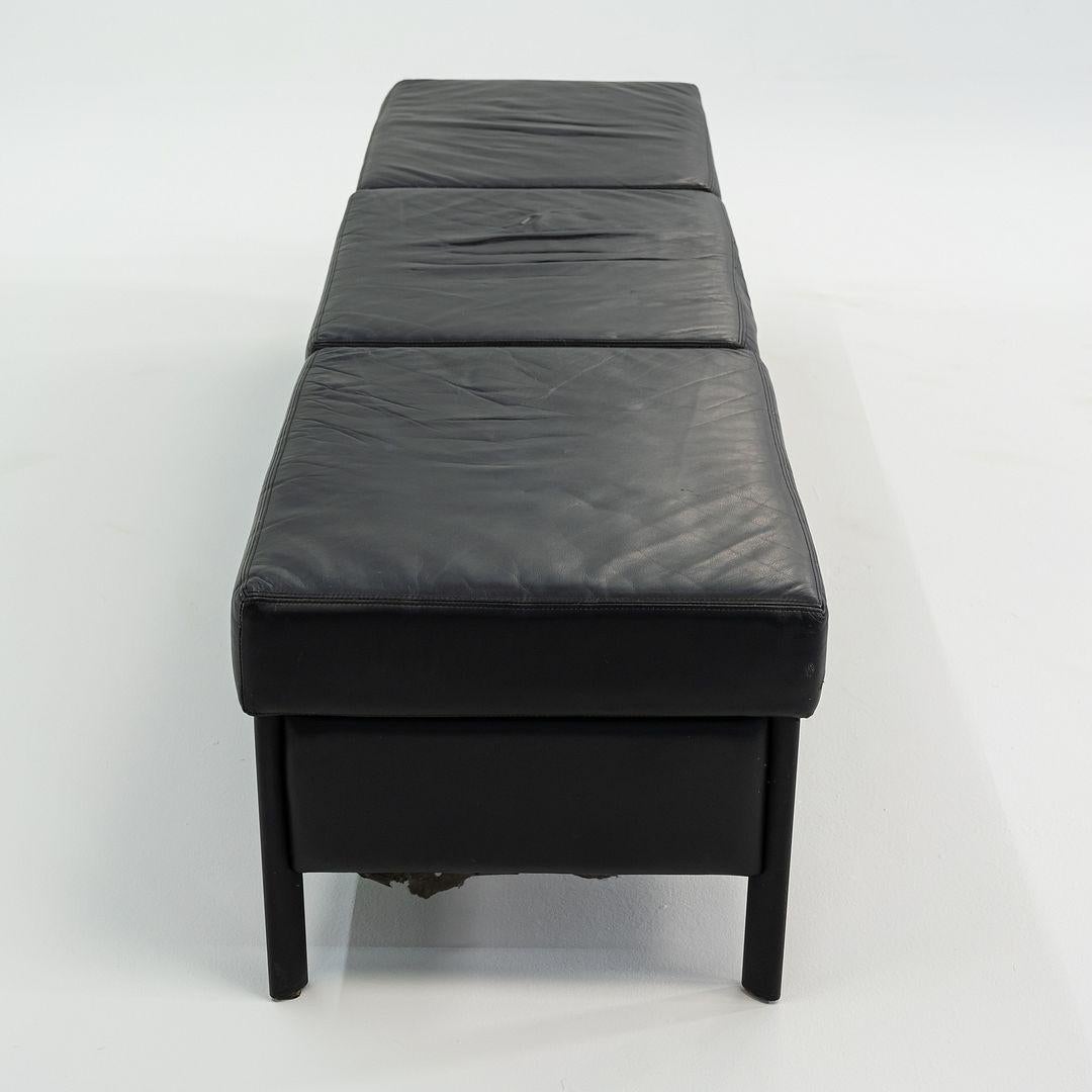 Banco de tres plazas de cuero 1993 by Metropolitan Furniture en cuero negro en venta 1