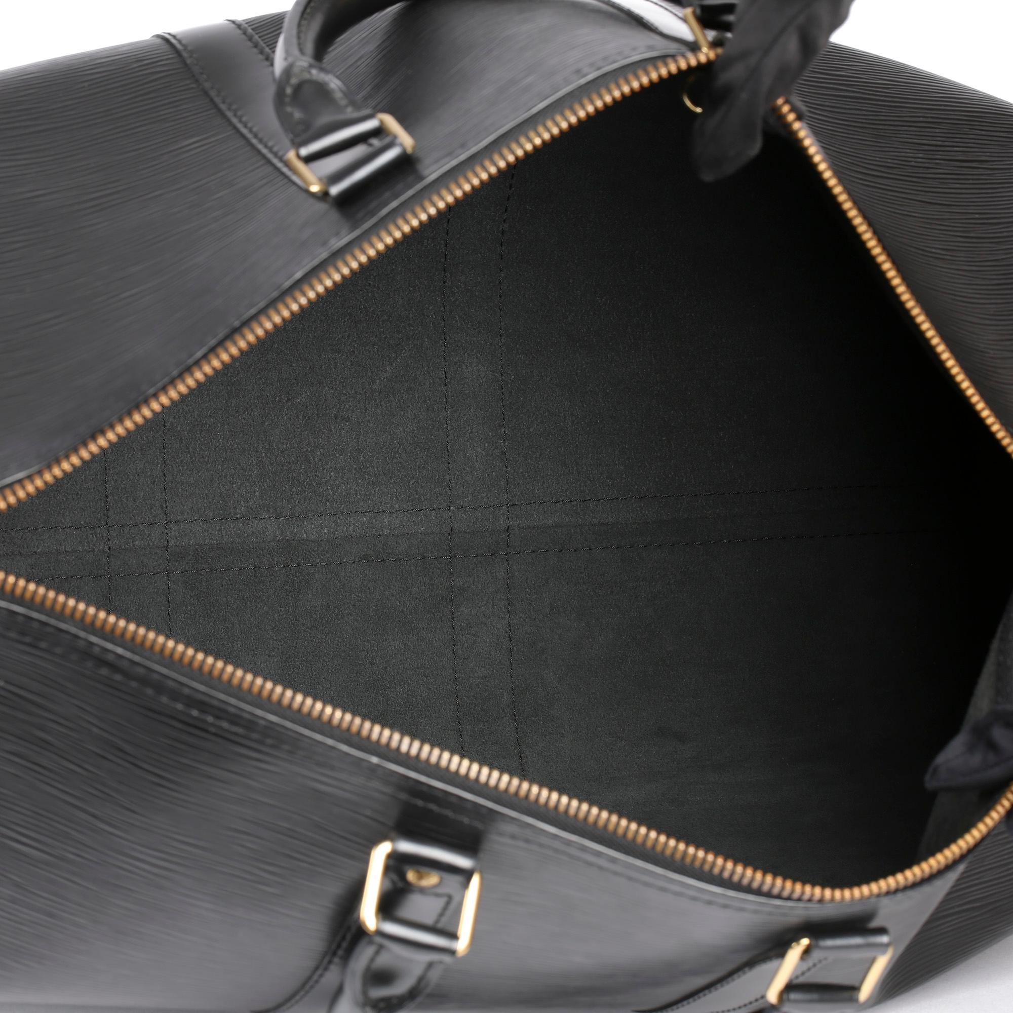 1993 Louis Vuitton Black Epi Leather Keepall 50  7