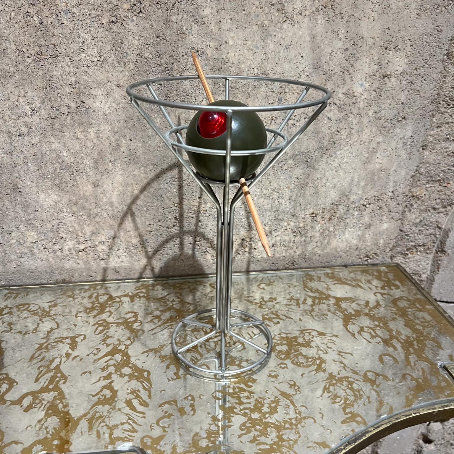 1993 Martini & Olive Chrome Bar Lamp by David Krys In Good Condition For Sale In Chula Vista, CA