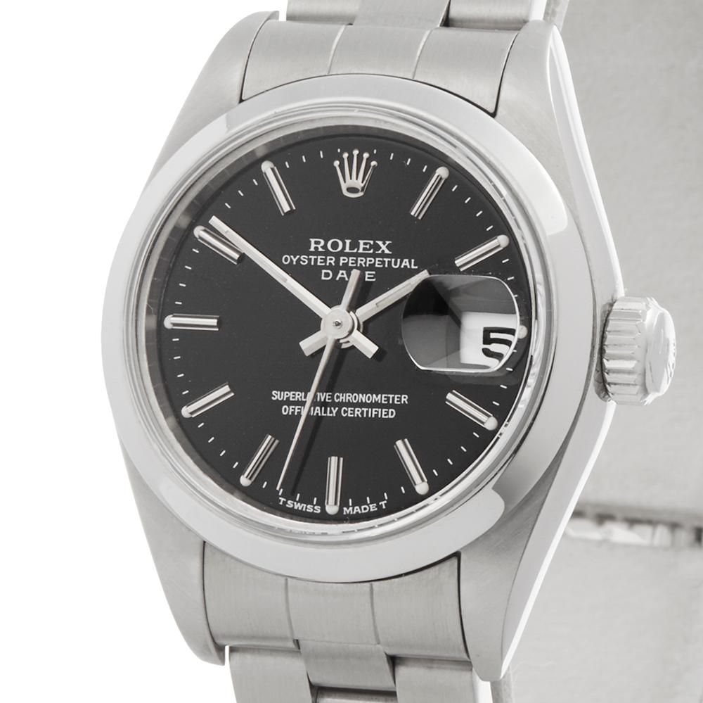 Contemporary 1993 Rolex Oyster Perpetual Date Stainless Steel 69160 Wristwatch
 *
 *Complete with: Presentation Pouch dated 1993
 *Case Size: 26mm
 *Strap: Stainless Steel Oyster
 *Age: 1993
 *Strap length: Adjustable up to 17cm. Please note we can