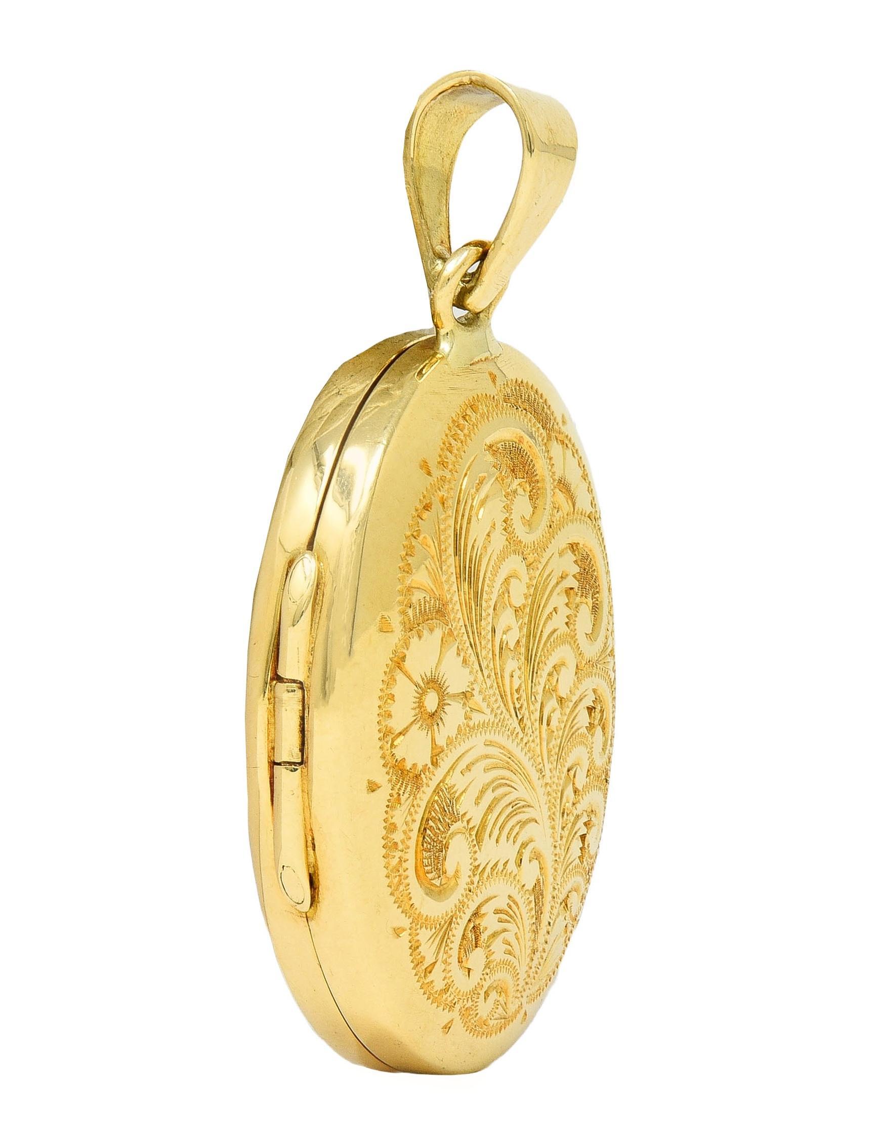 1993 Victorian Revival British 18K Yellow Gold Vintage Floral Locket Pendant 1