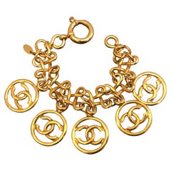 1993 Retro CHANEL Gold Toned CC Clover Links Bracelet