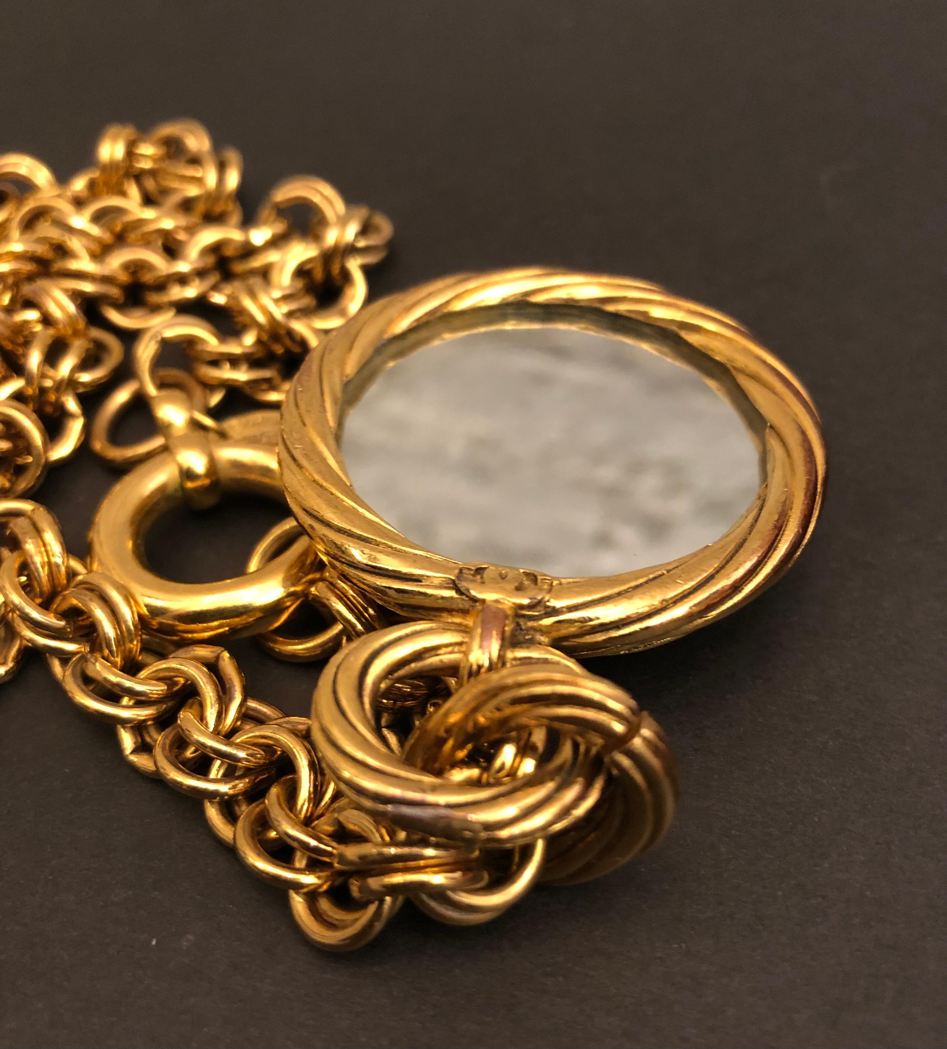 1993 Vintage CHANEL Gold Toned Chain Mirror Necklace For Sale 4