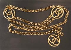 1993 Vintage CHANEL Gold Toned Clover CC Chain Belt 42 Inches Long