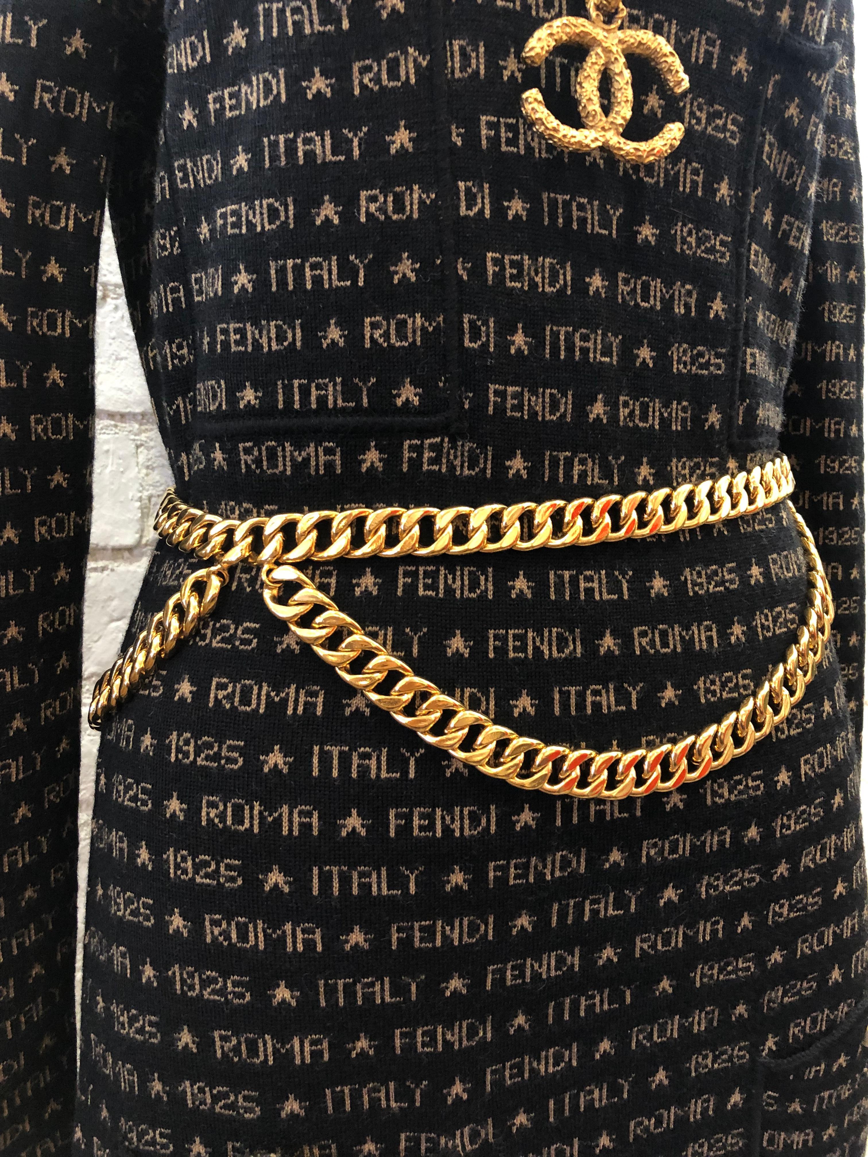 1993 Vintage CHANEL Gold Toned Clover CC Chain Belt For Sale 1