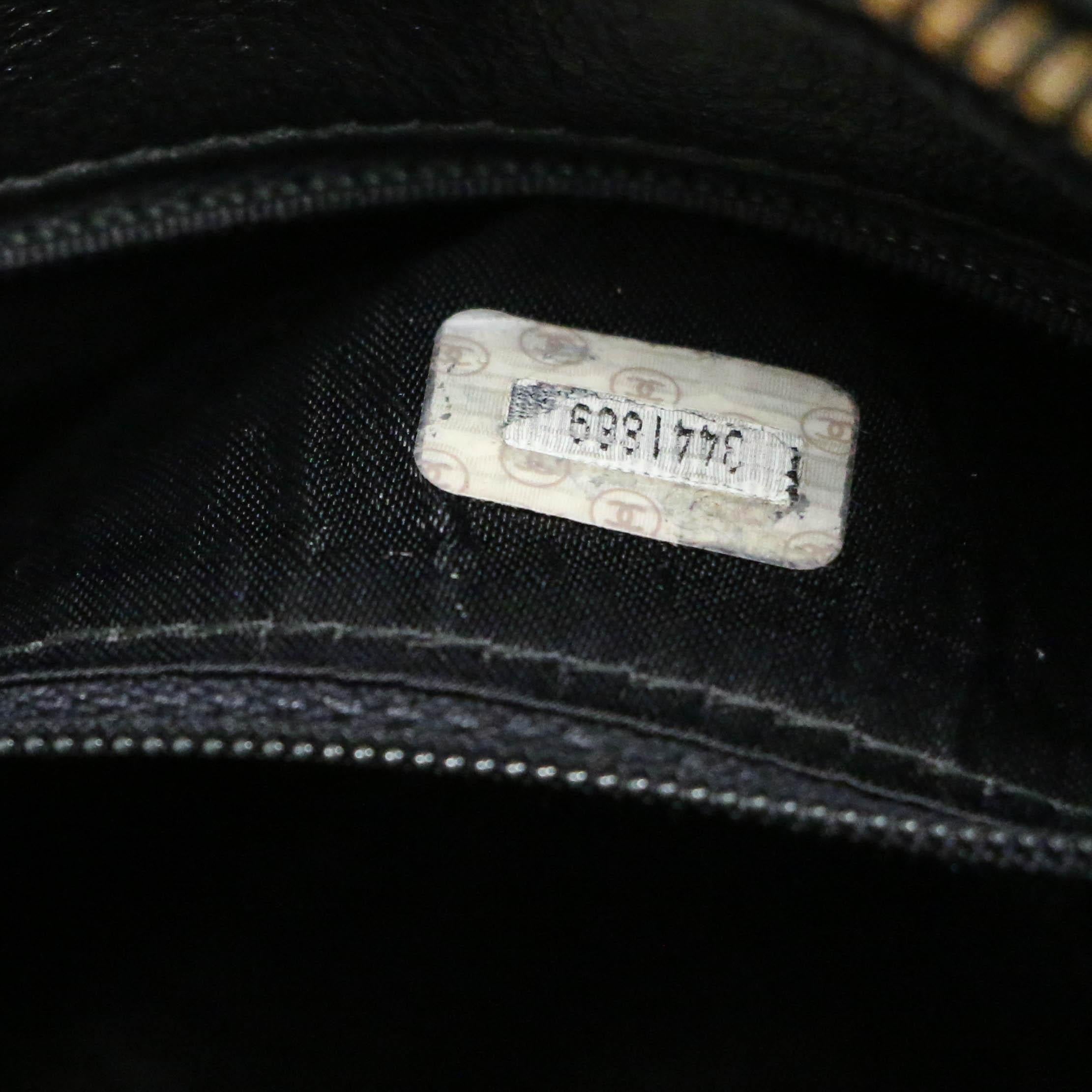 1994-1996 Chanel Caméra sac à fermeture à glissière en vente 4