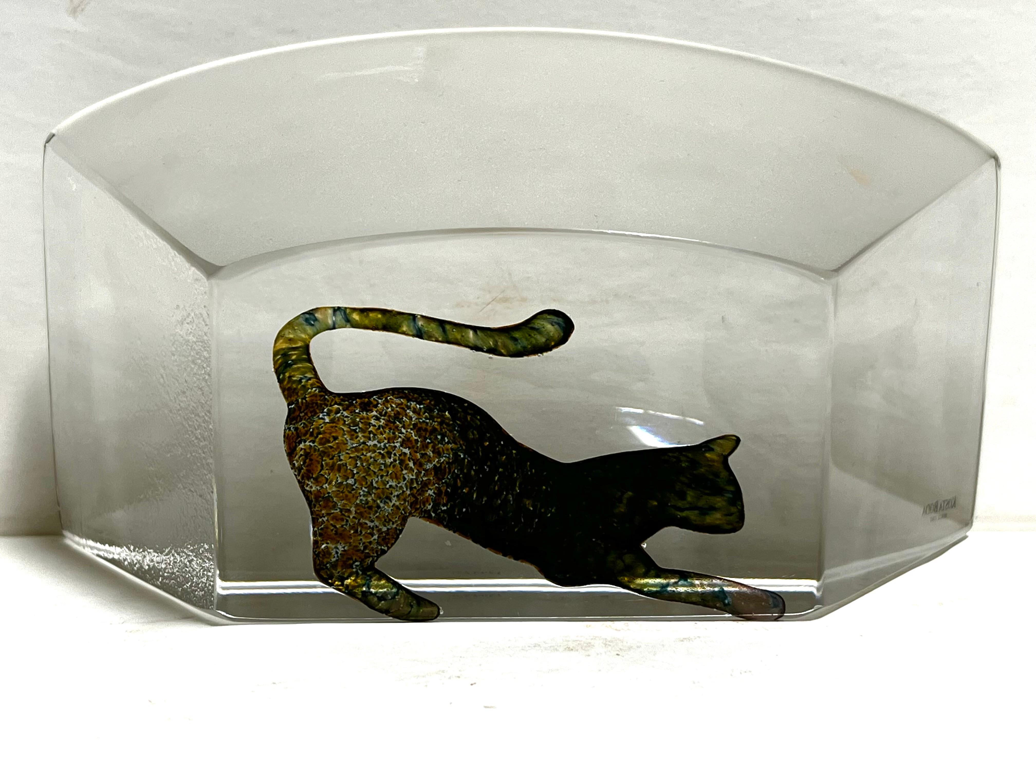 20ième siècle Sculpture en verre « Cat Viewpoints » de Bertil Vallien Kosta Boda, Atelier Suède, 1994 en vente