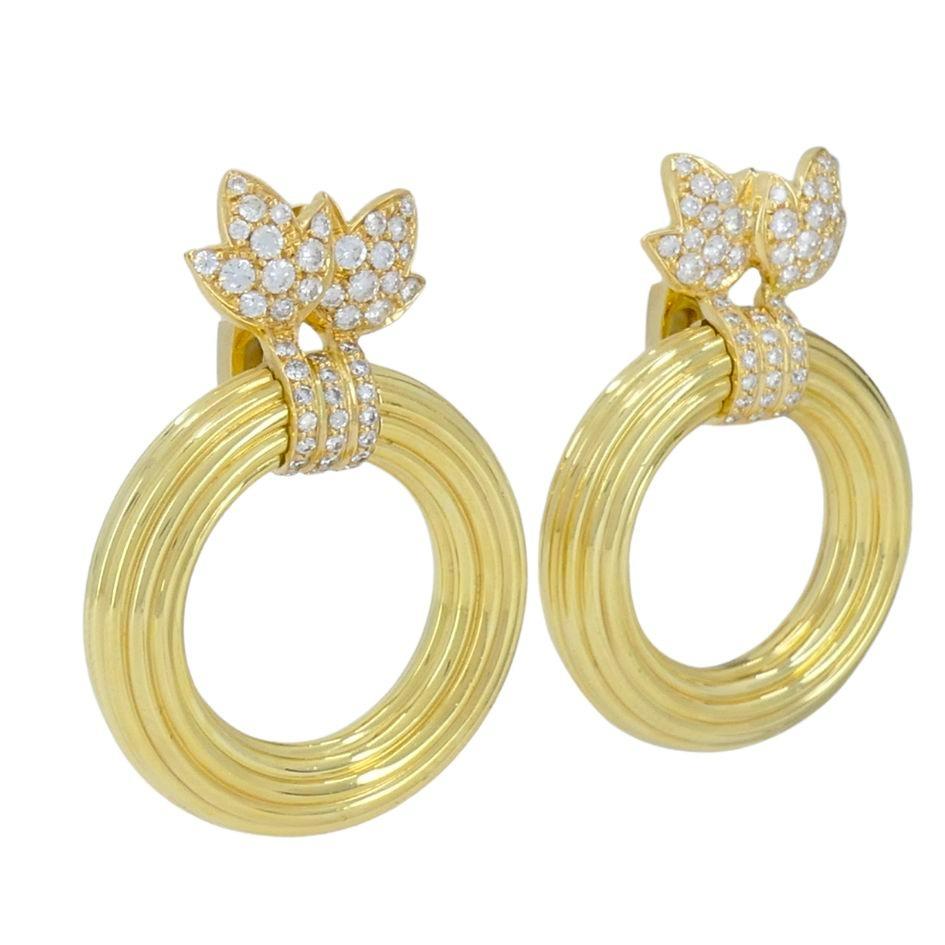 Taille brillant 1994 Boucles d'oreilles Clips de Cartier en or 18 carats et diamants en vente