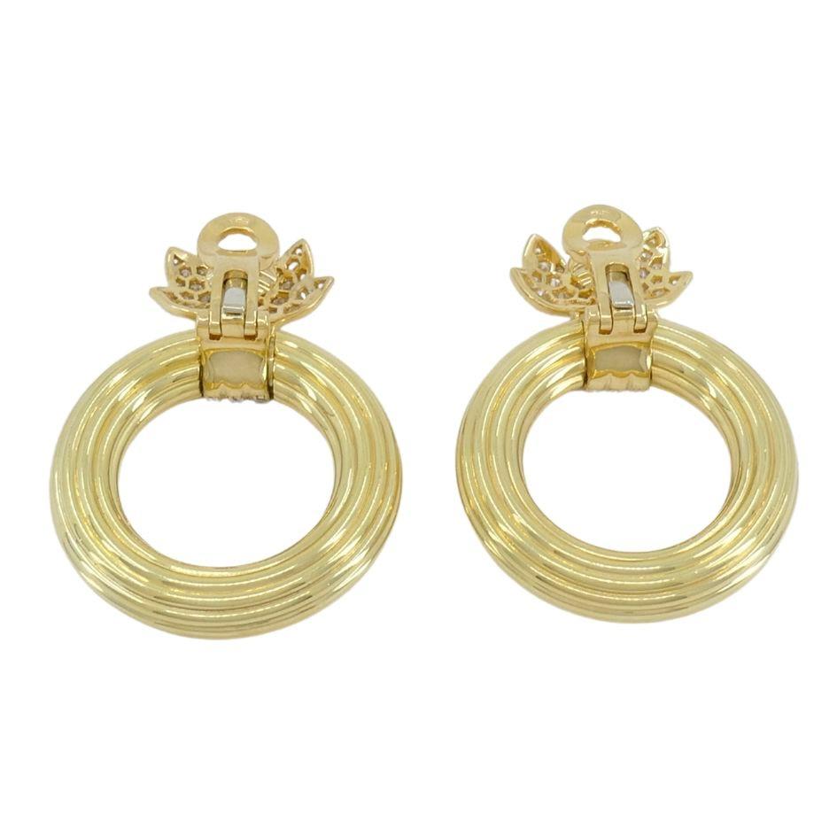 1994 Boucles d'oreilles Clips de Cartier en or 18 carats et diamants en vente 3