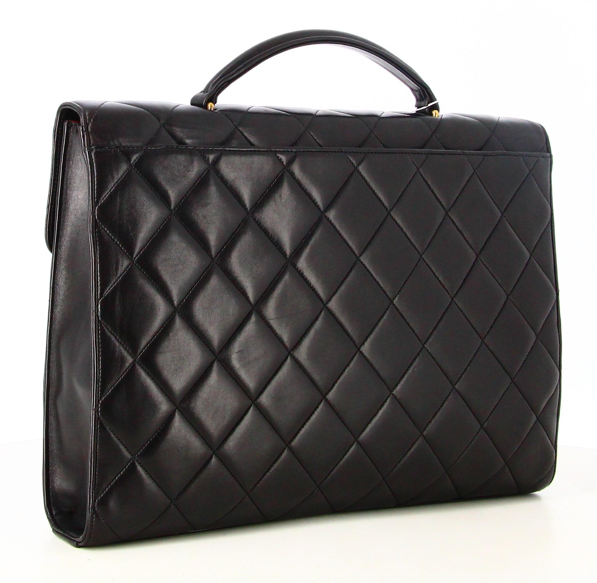 1994 CC Lambskin Business Bag Chanel Matelassé For Sale 1