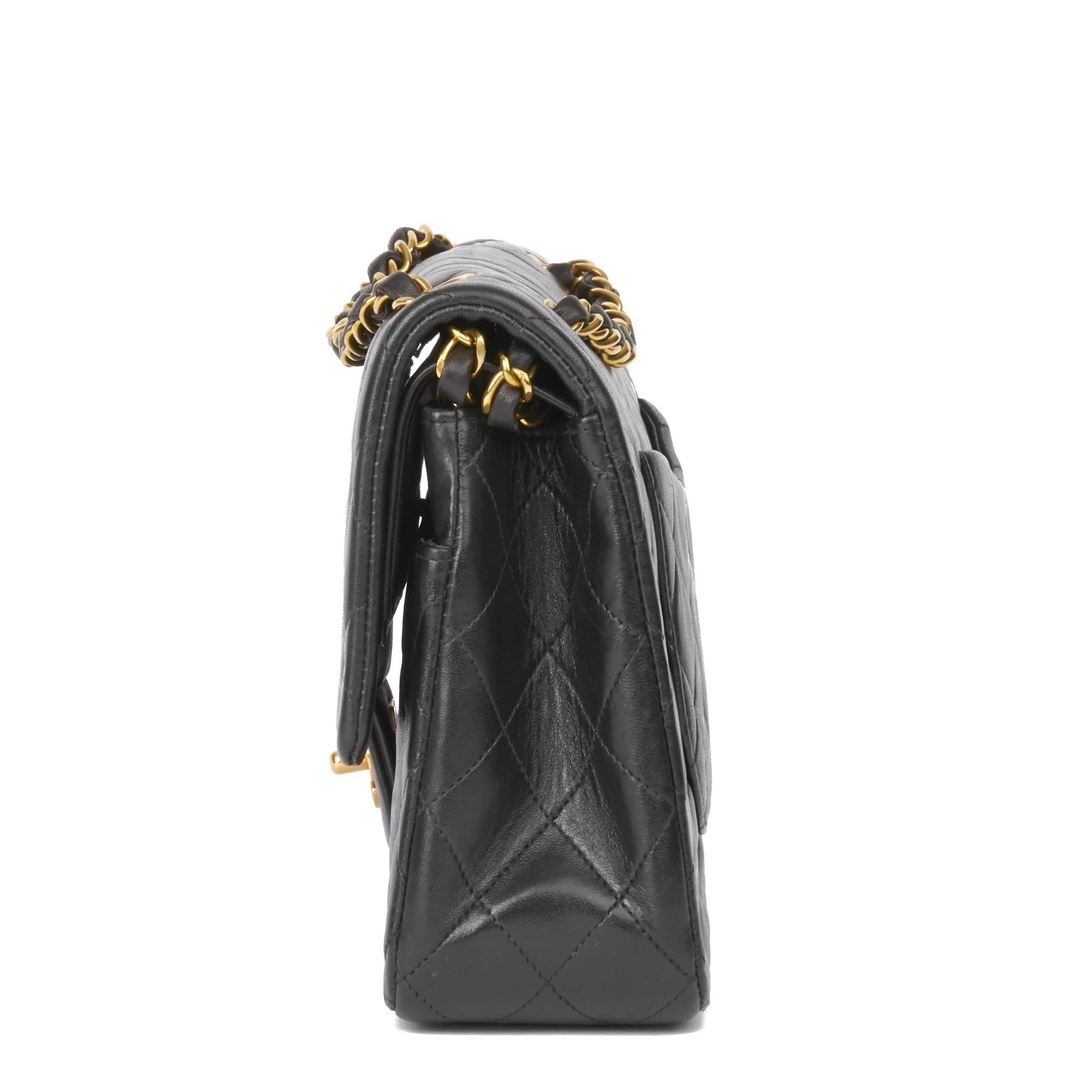 1994 Chanel Black Quilted Lambskin Medium Classic Double Flap Bag  (Schwarz)