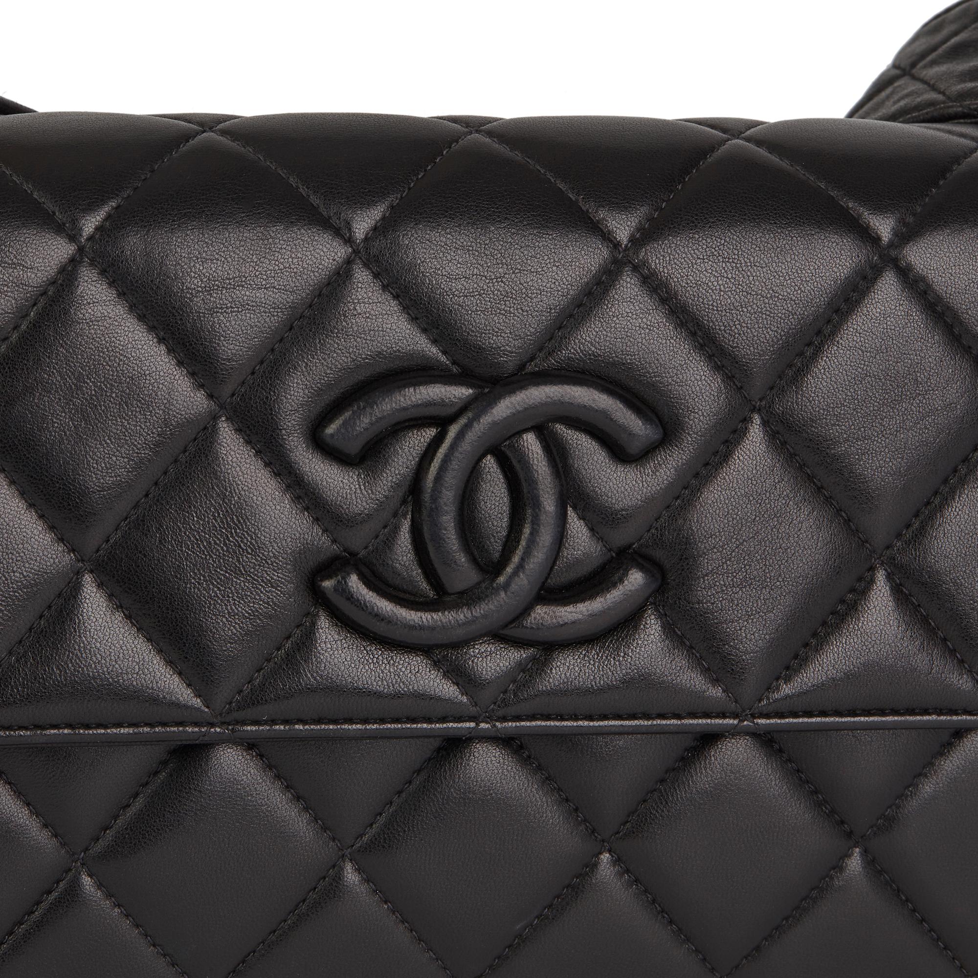 Women's 1994 Chanel Black Quilted Lambskin Vintage Leather Logo Shoulder Bag 