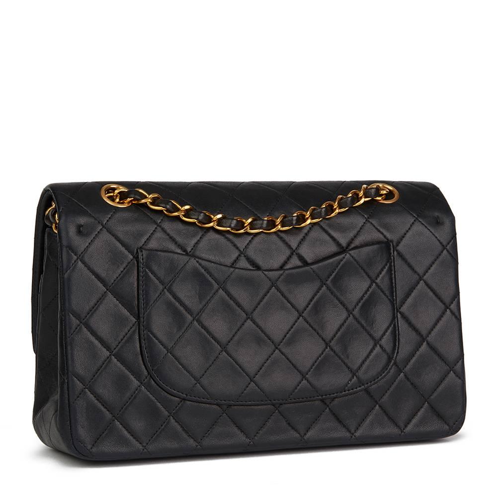 1994 Chanel Black Quilted Lambskin Vintage Medium Classic Double Flap Bag In Good Condition In Bishop's Stortford, Hertfordshire