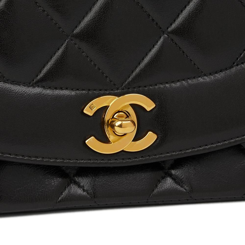 1994 Chanel Black Quilted Lambskin Vintage Small Diana Classic Single Flap 1