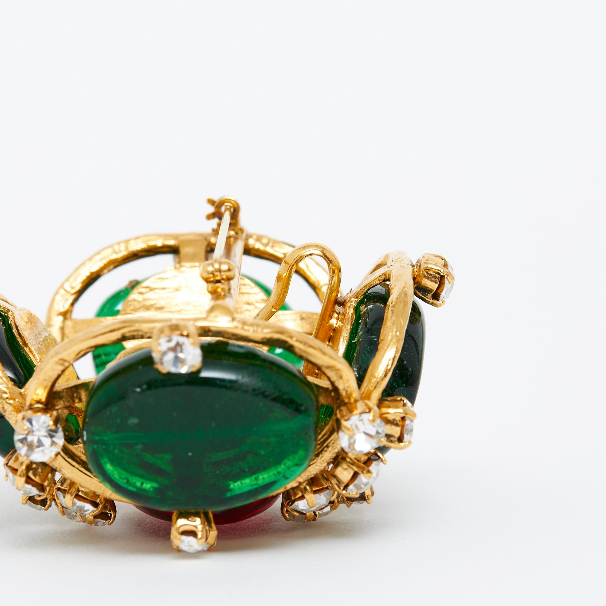 1994 Chanel Haute Couture Broche Gripoix Glas-Brosche mit Fancy Perlen-Anhänger im Angebot 1