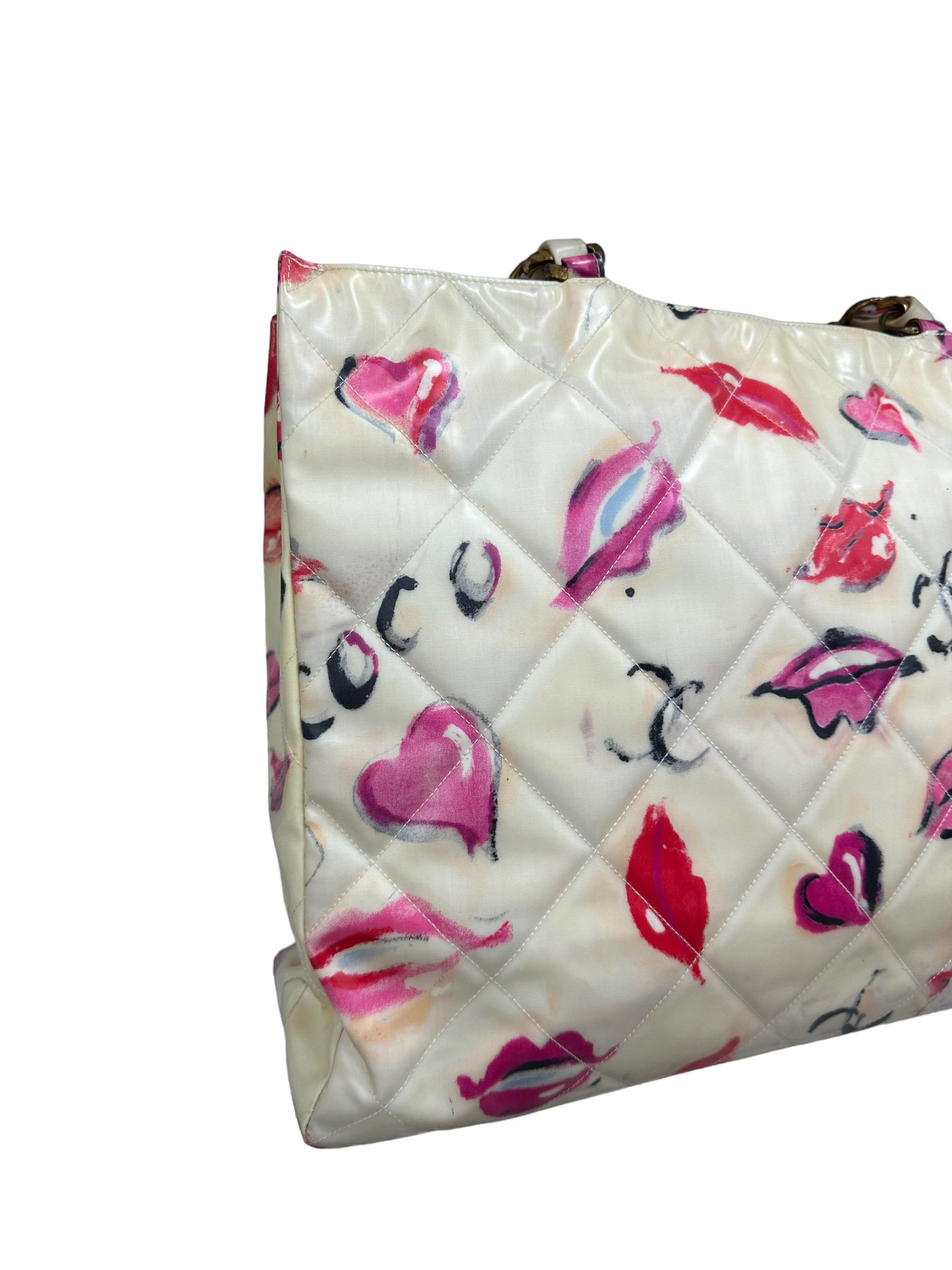 1994 Chanel Kisses & Lips Limited Edition Shoulder Bag For Sale 5