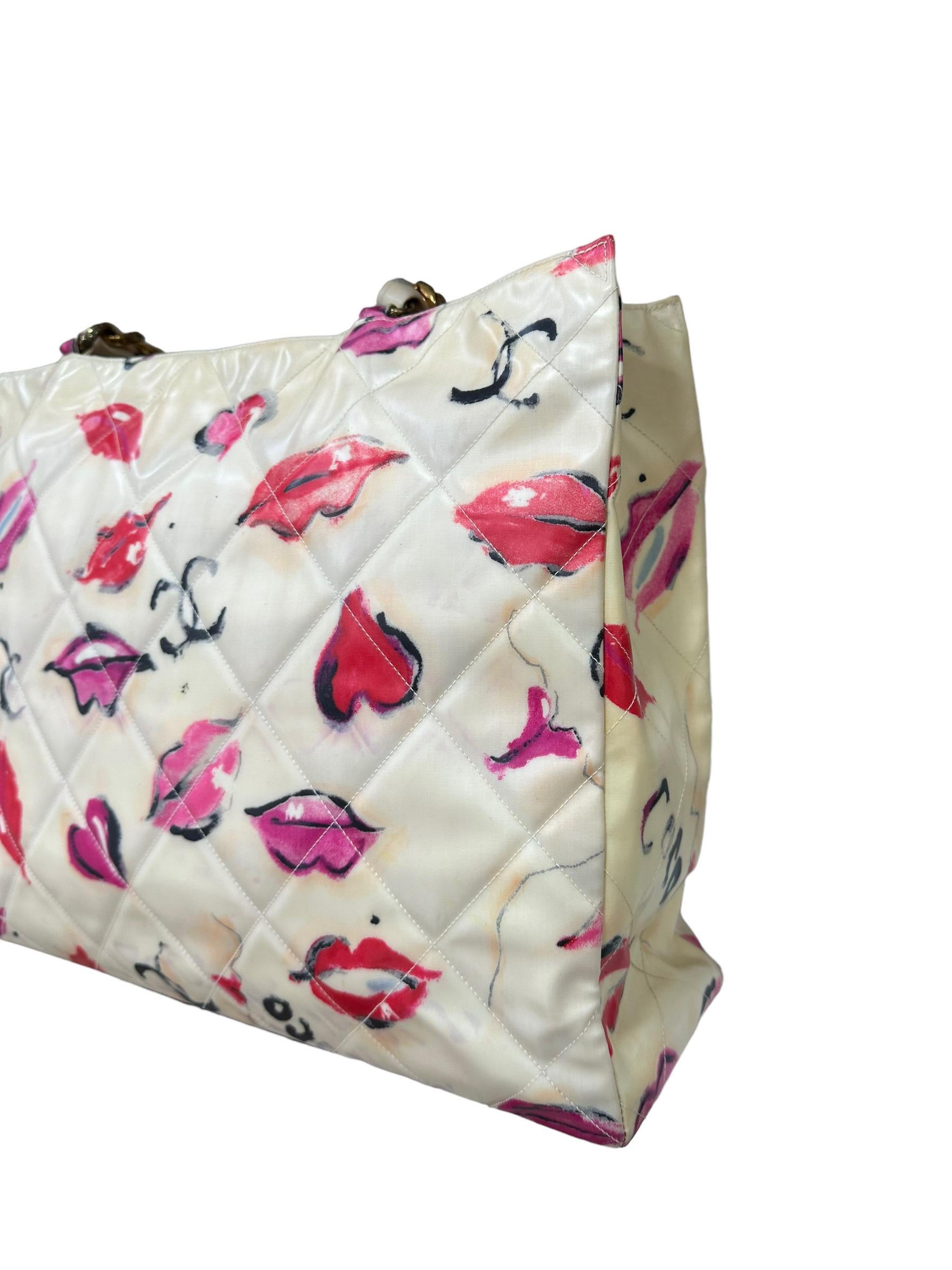 1994 Chanel Kisses & Lips Limited Edition Shoulder Bag For Sale 1