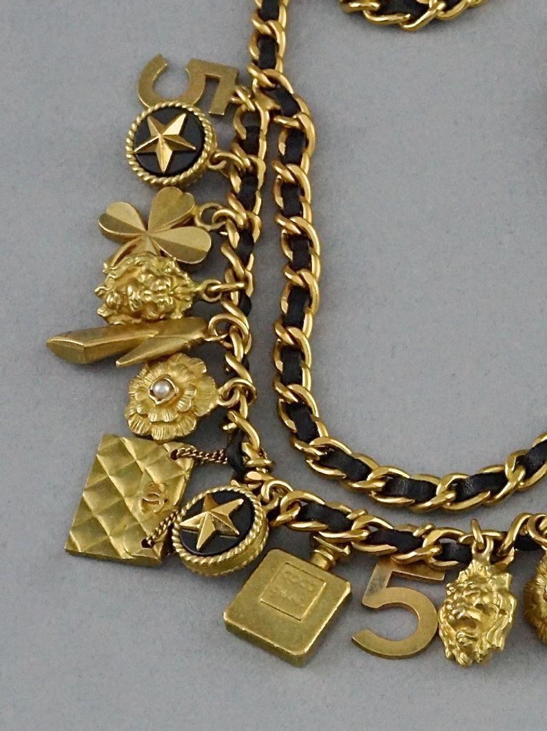 1994 CHANEL Lucky Charm Leather Chain Necklace Belt In Good Condition In Kingersheim, Alsace