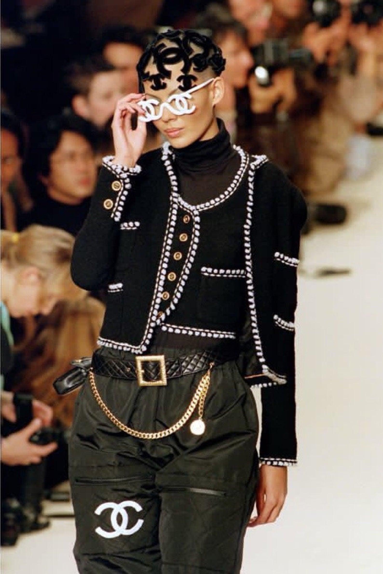 chanel cc glasses