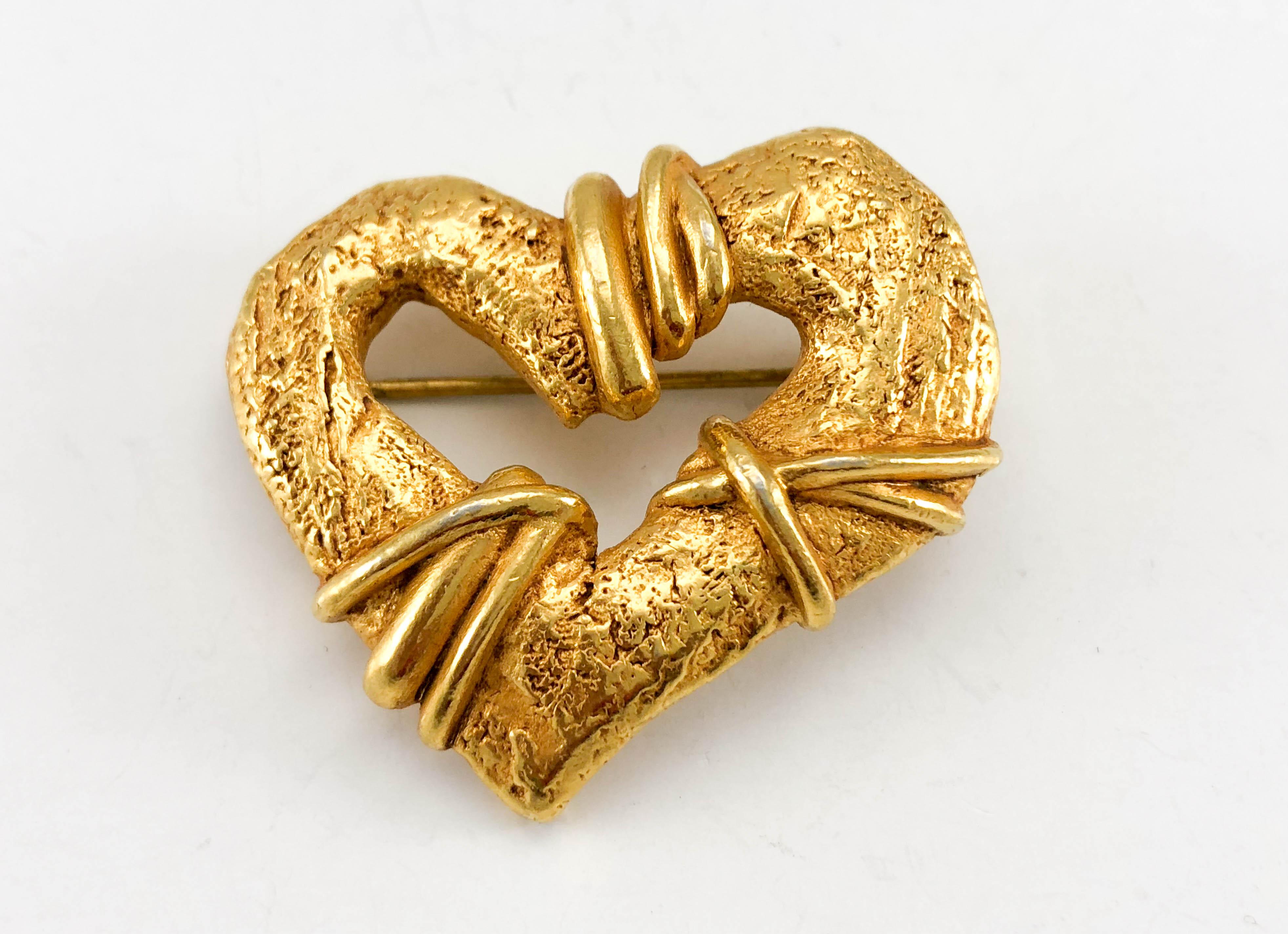 1994 Christian Lacroix Gold-Plated Heart Brooch, by Robert Goossens For Sale 4