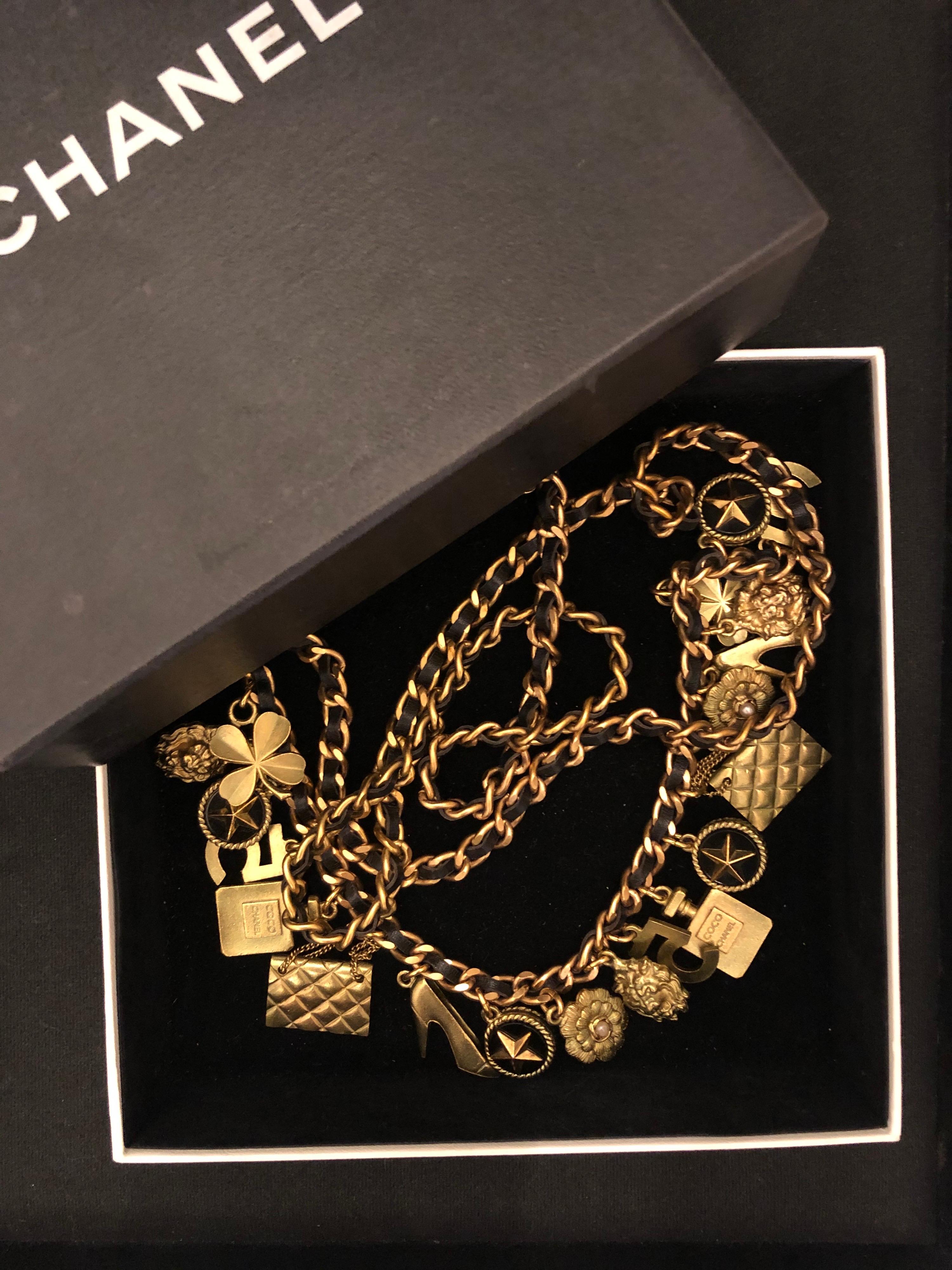1994 Fall Runway CHANEL Gold Plated Charm Leather Chain Belt Necklace 8