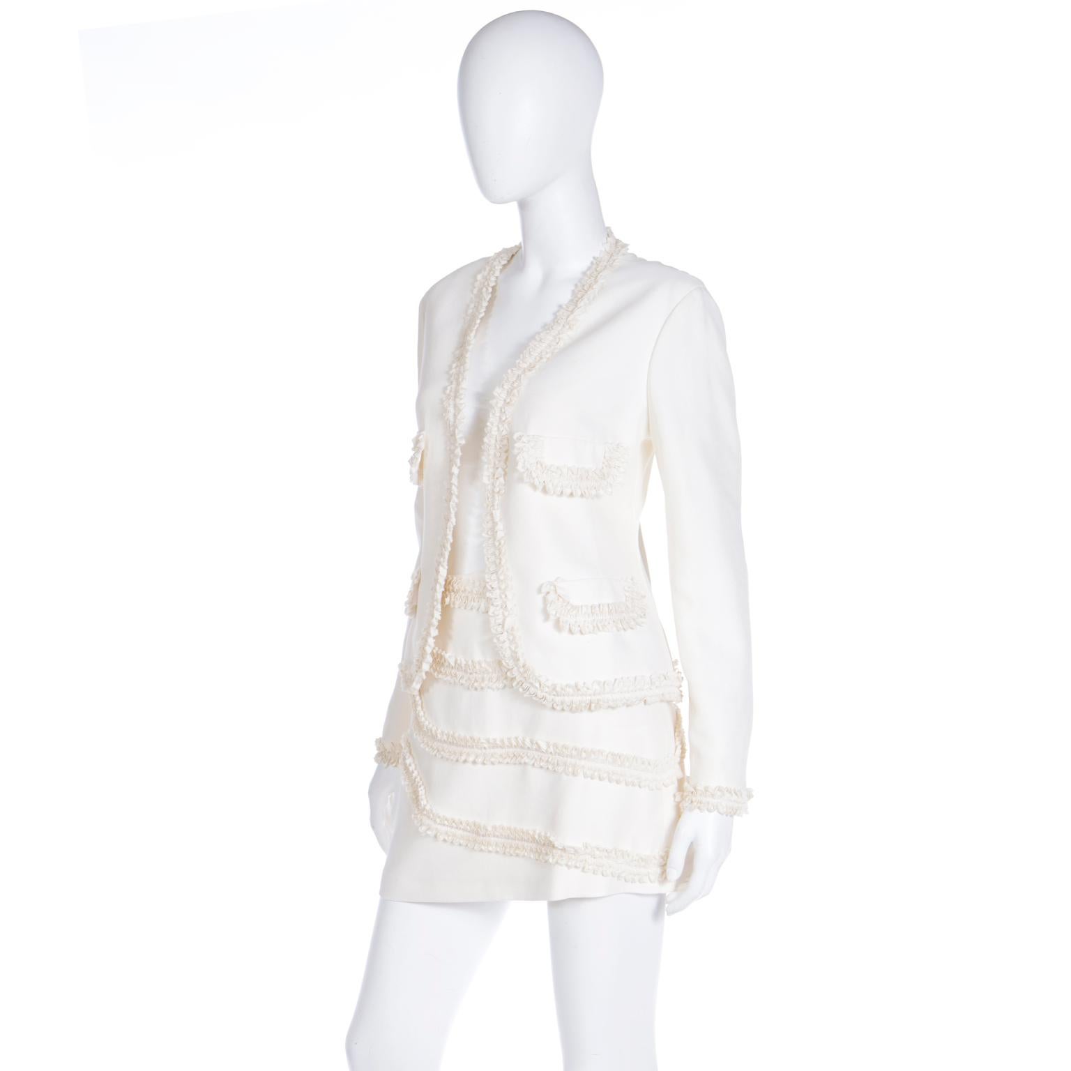  1994 Franco Moschino Nature Friendly Garment Ensemble jupe et veste crème et ivoire Pour femmes 