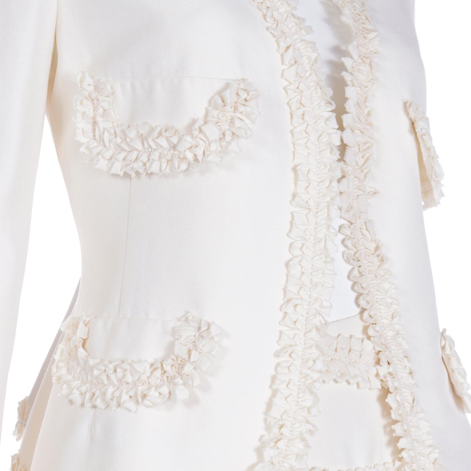 1994 Franco Moschino Nature Friendly Garment Ensemble jupe et veste crème et ivoire 1