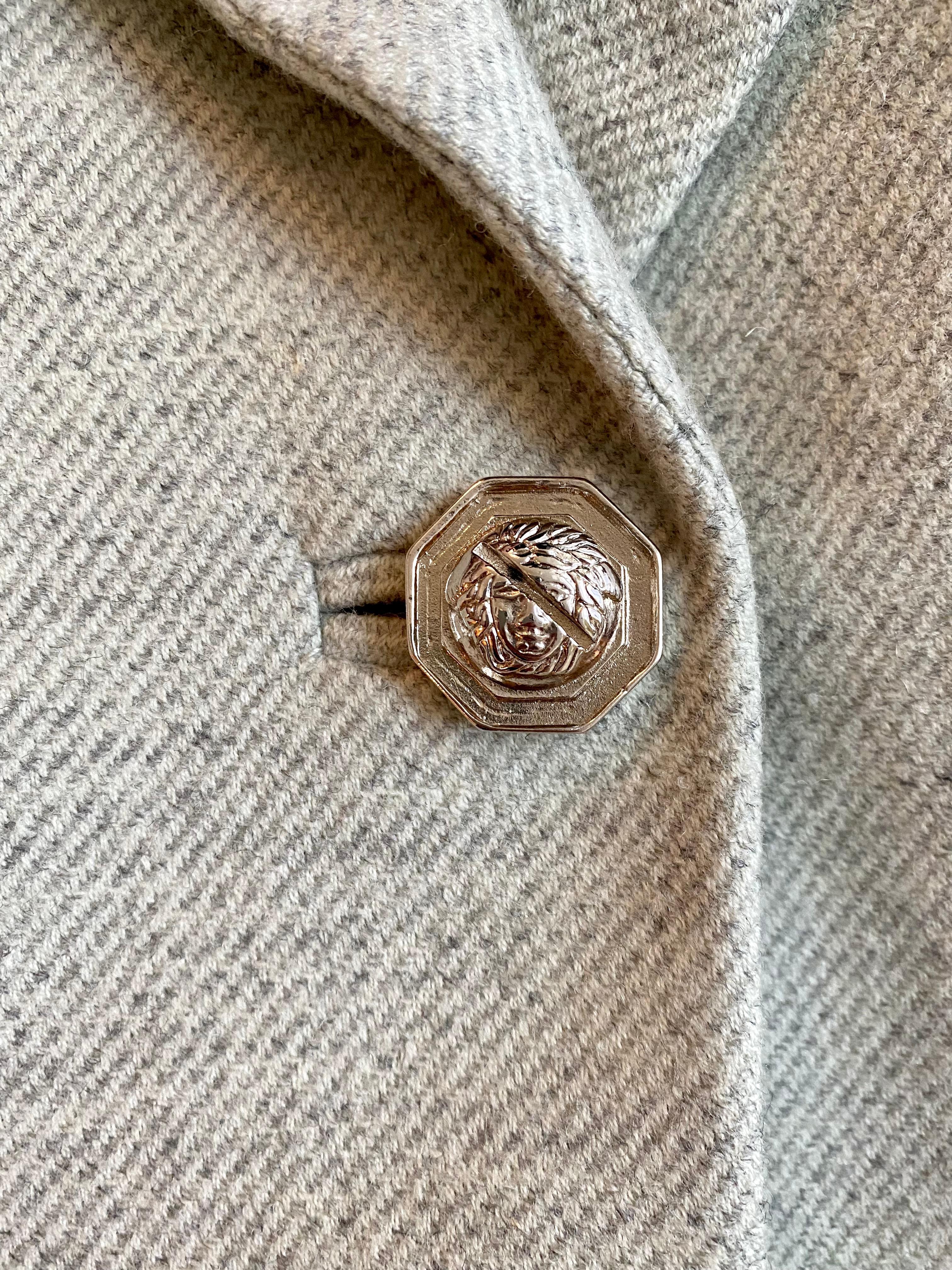 Marrone 1994 Gianni Versace Couture Medusa Hardware Greene & Greene Cashmere Gonna Abito in vendita