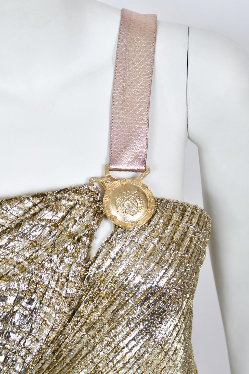 1994 Gianni Versace Couture Runway Metallic Gold Pleated Lamè High-Slit Gown For Sale 3
