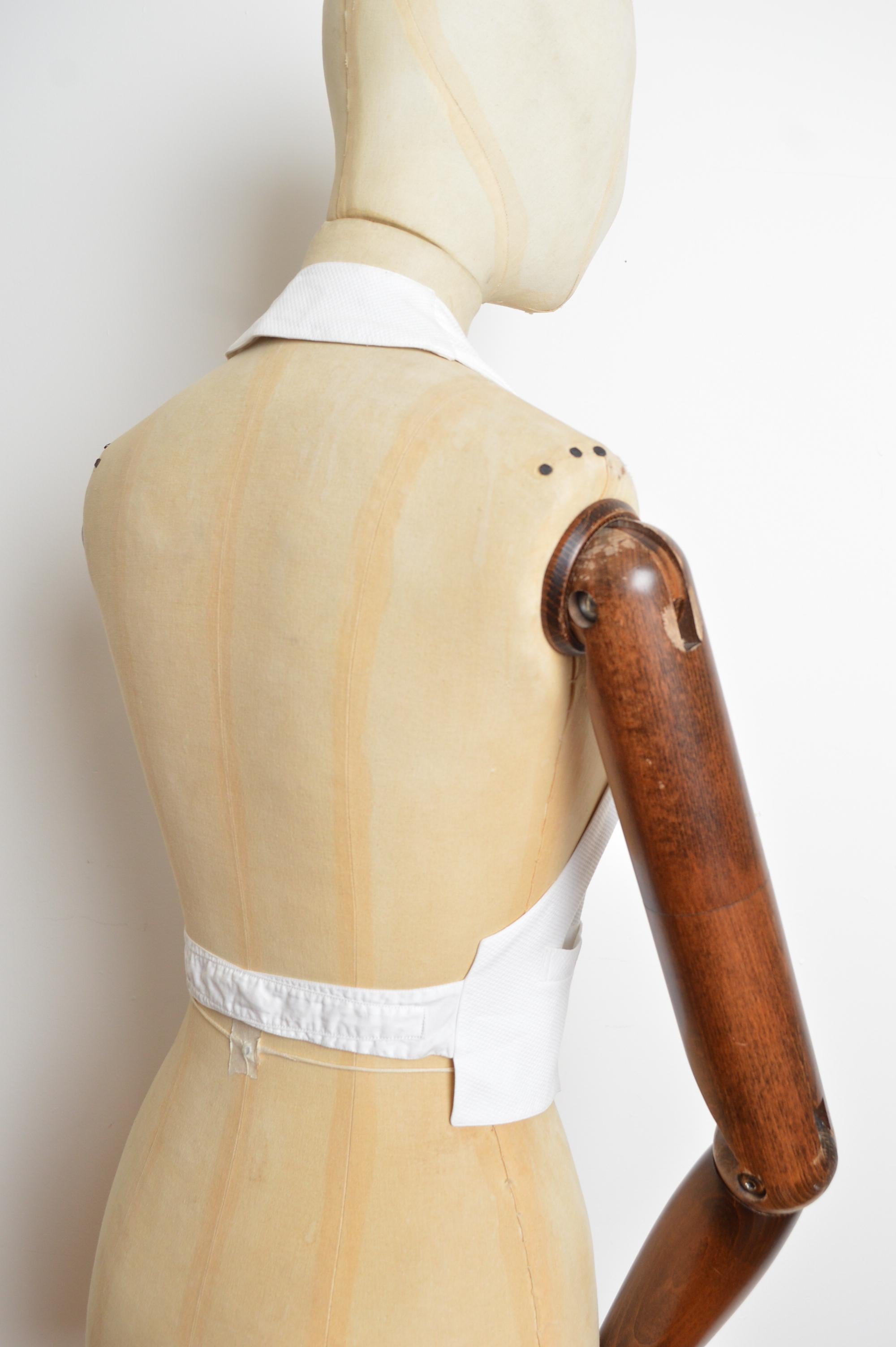 Women's 1994 Gucci by Tom Ford Sexy backless White Tuxedo waistcoat - Shirt For Sale