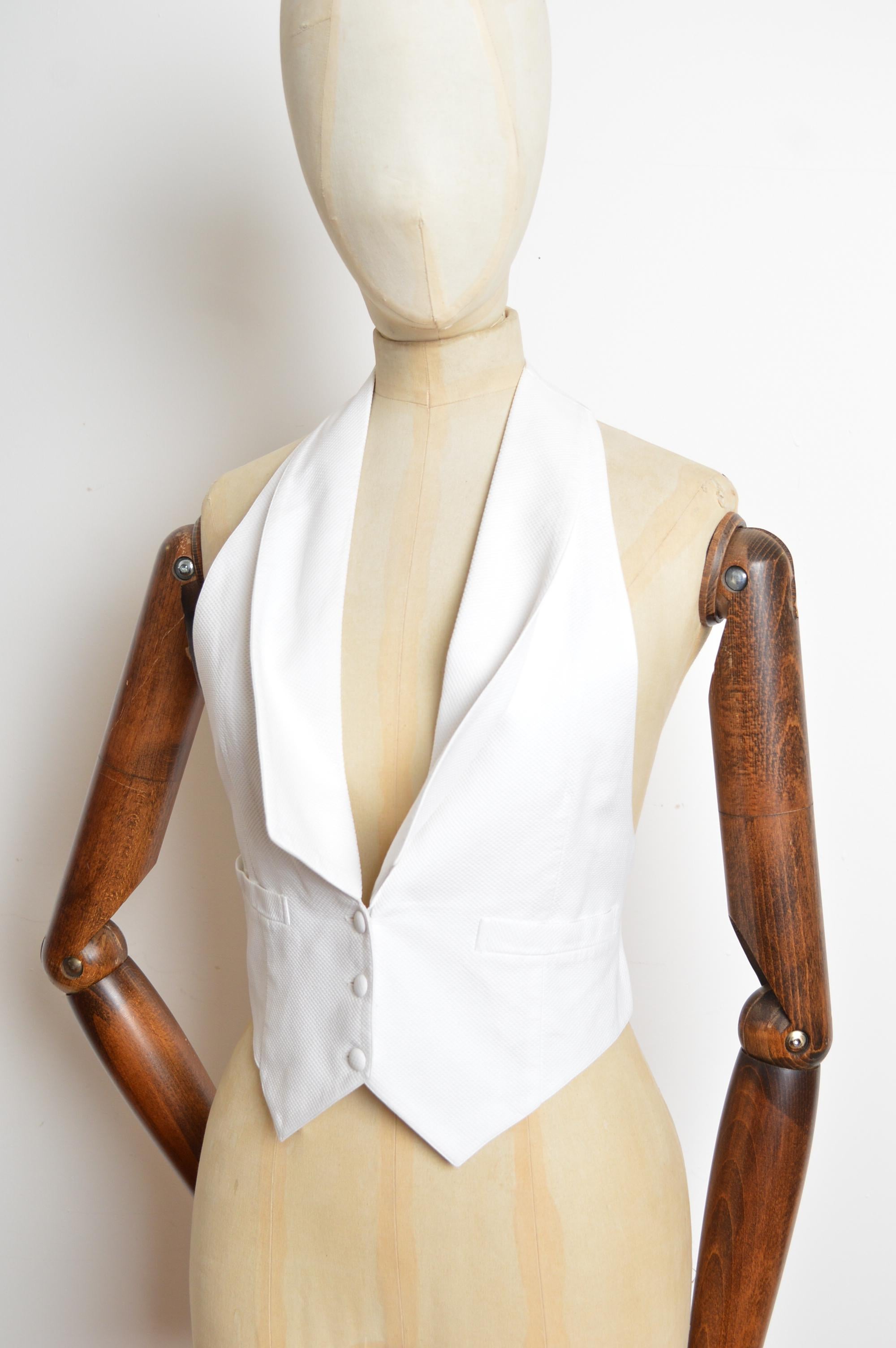 1994 Gucci by Tom Ford Sexy backless White Tuxedo waistcoat - Shirt For Sale 1