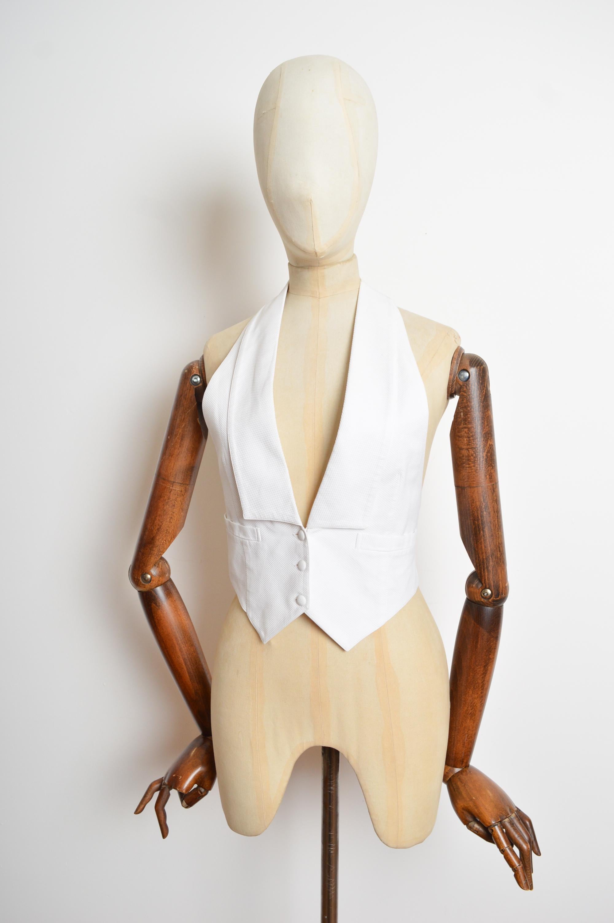 1994 Gucci by Tom Ford Sexy backless White Tuxedo waistcoat - Shirt For Sale 2