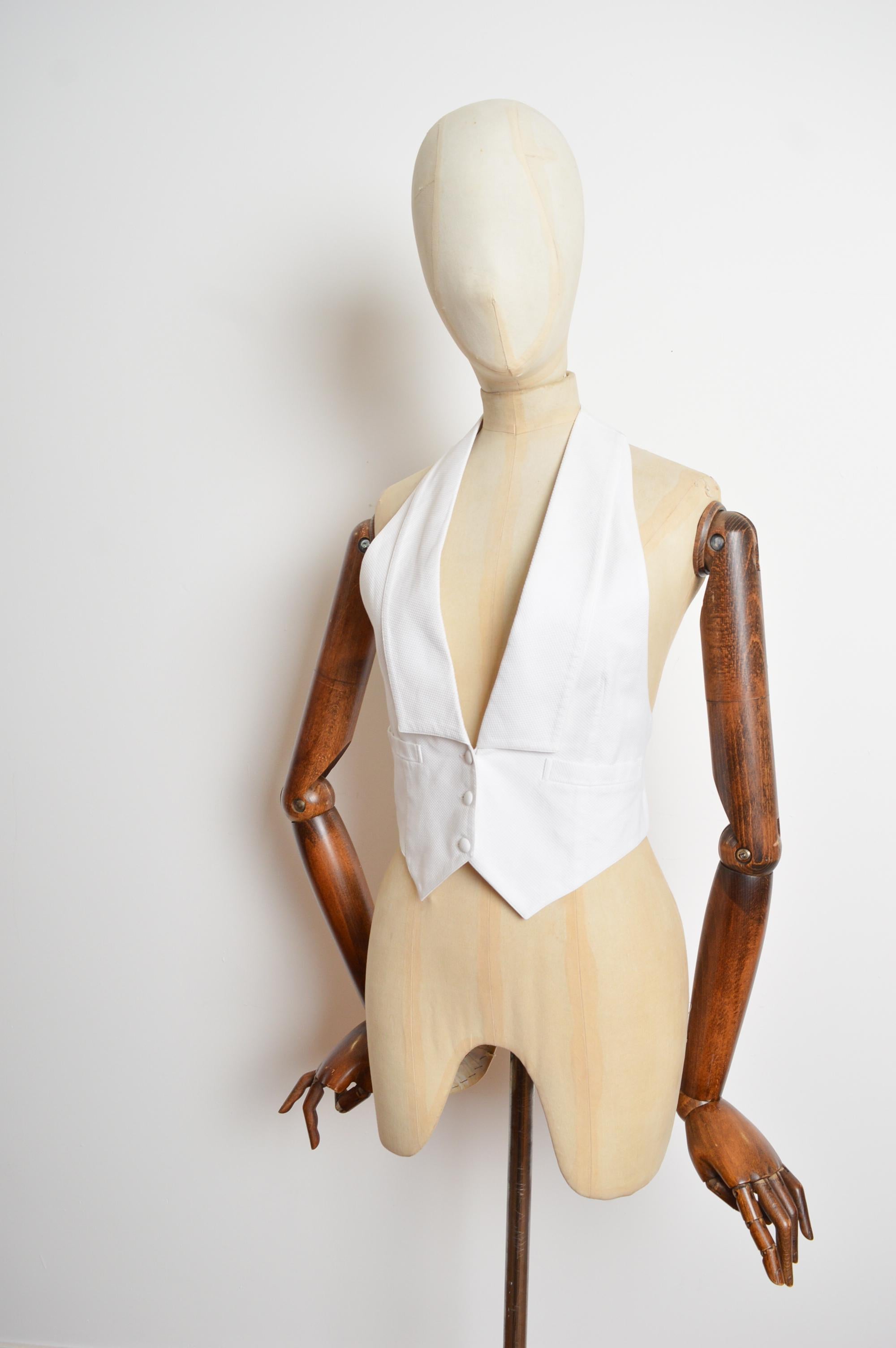 1994 Gucci by Tom Ford Sexy backless White Tuxedo waistcoat - Shirt For Sale 3