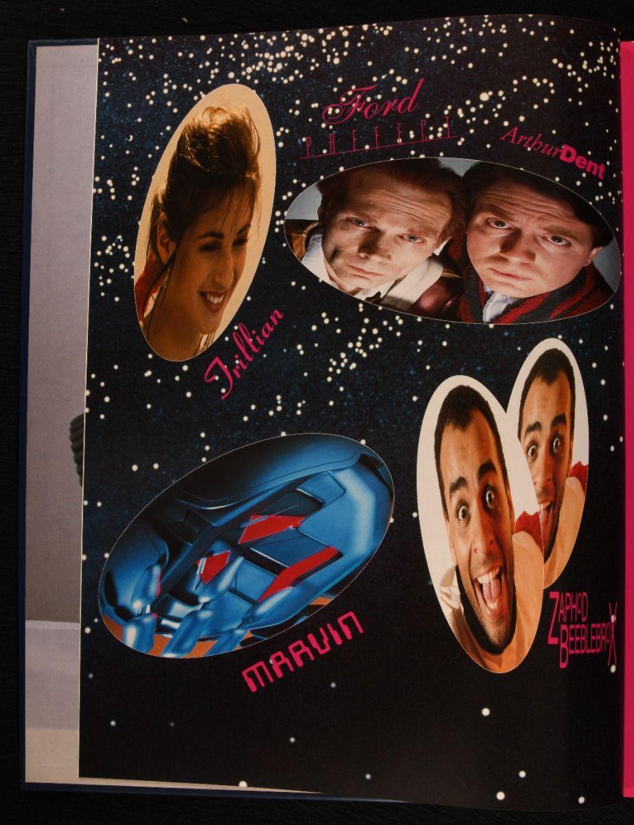 1994 The Illustrated Hitch Hiker's Guide to the Galaxy (Le guide illustré du randonneur pédestre dans la galaxie) Bon état - En vente à Bath, GB