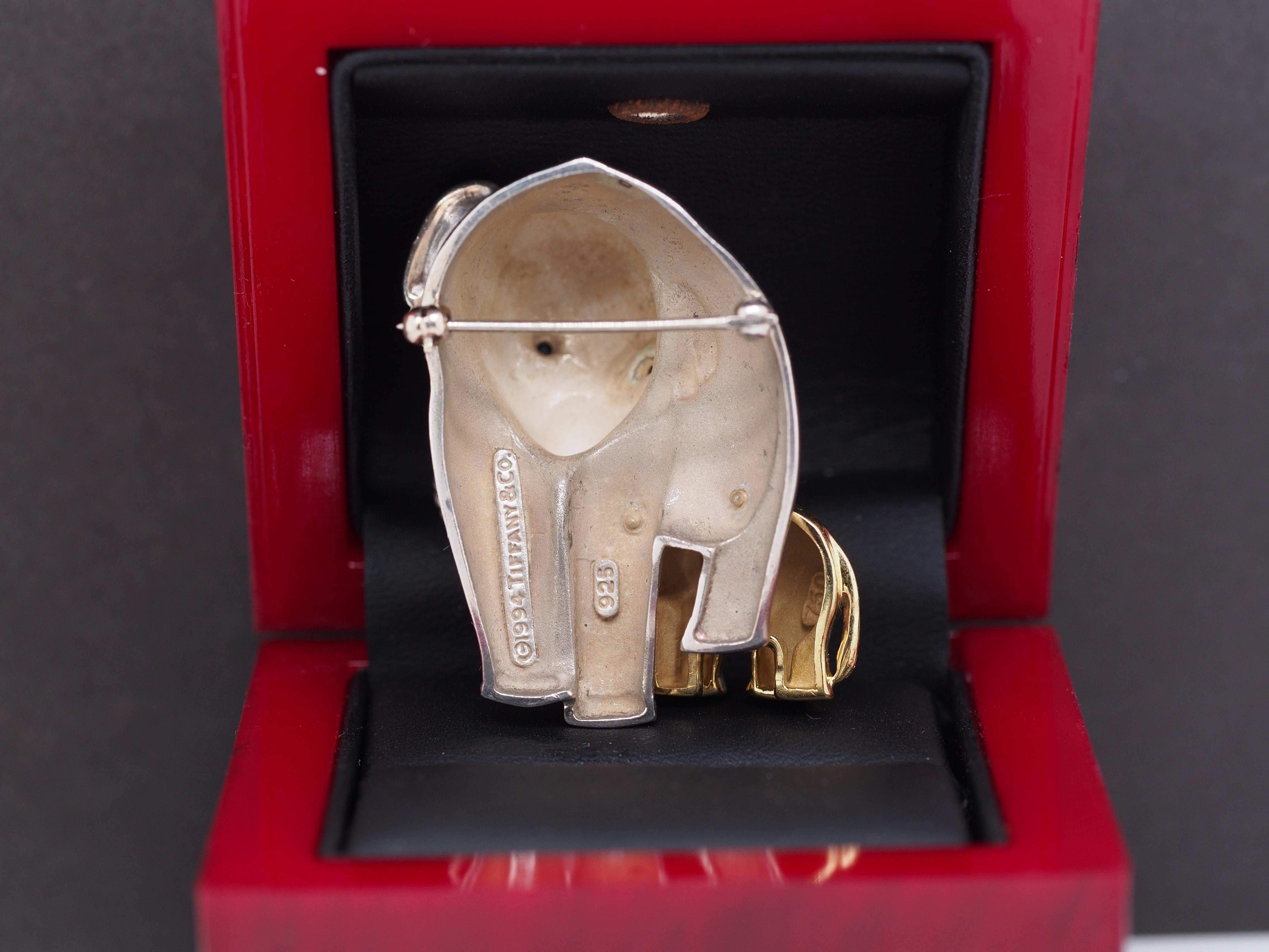 1994 Tiffany and Co. 18K Yellow Gold/Sterling Silver Sapphire Elephant &Baby Pin In Good Condition For Sale In Atlanta, GA