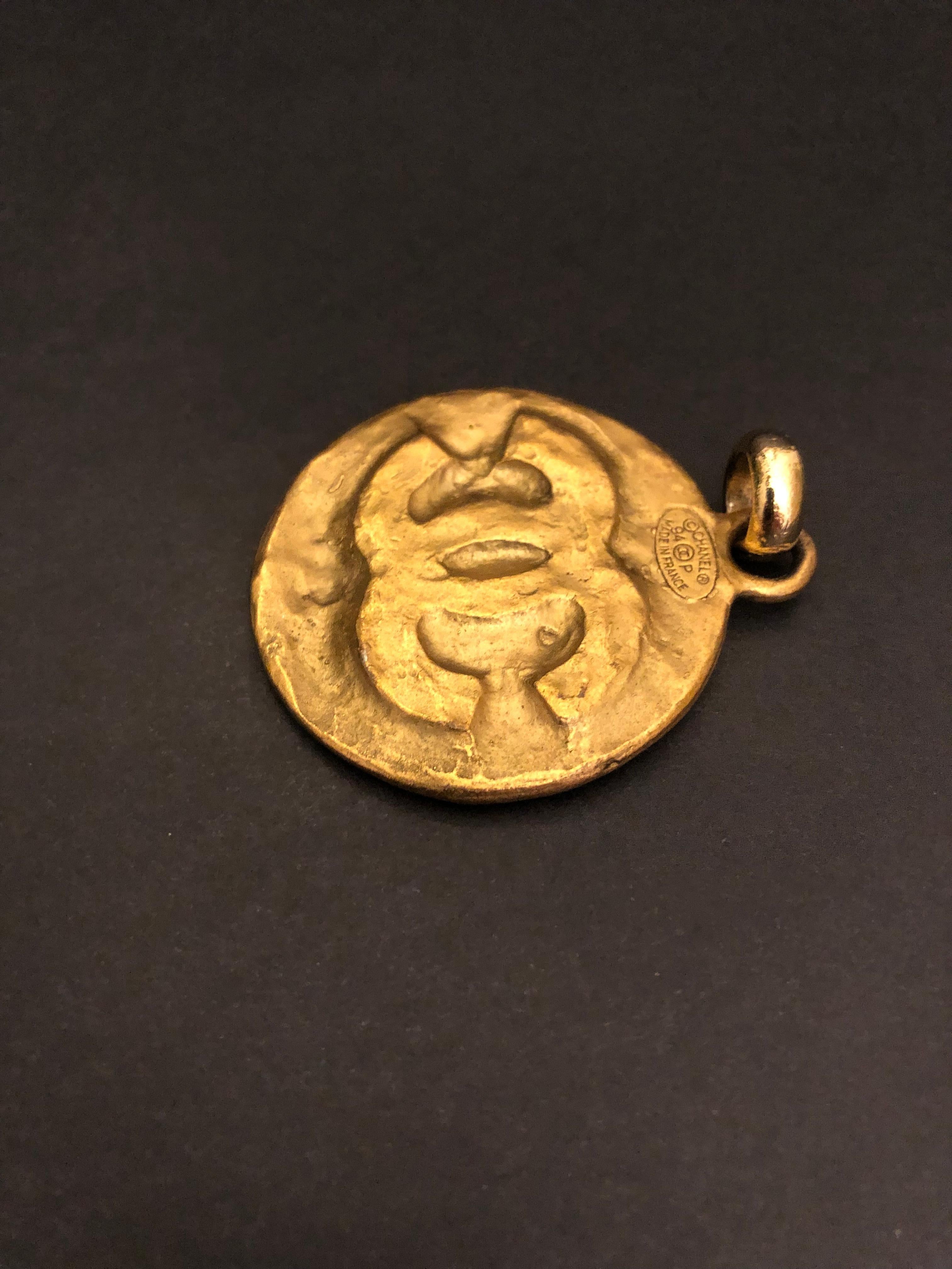 1994 Vintage CHANEL Gold Toned Byzantine CC Medallion Charm  For Sale 1