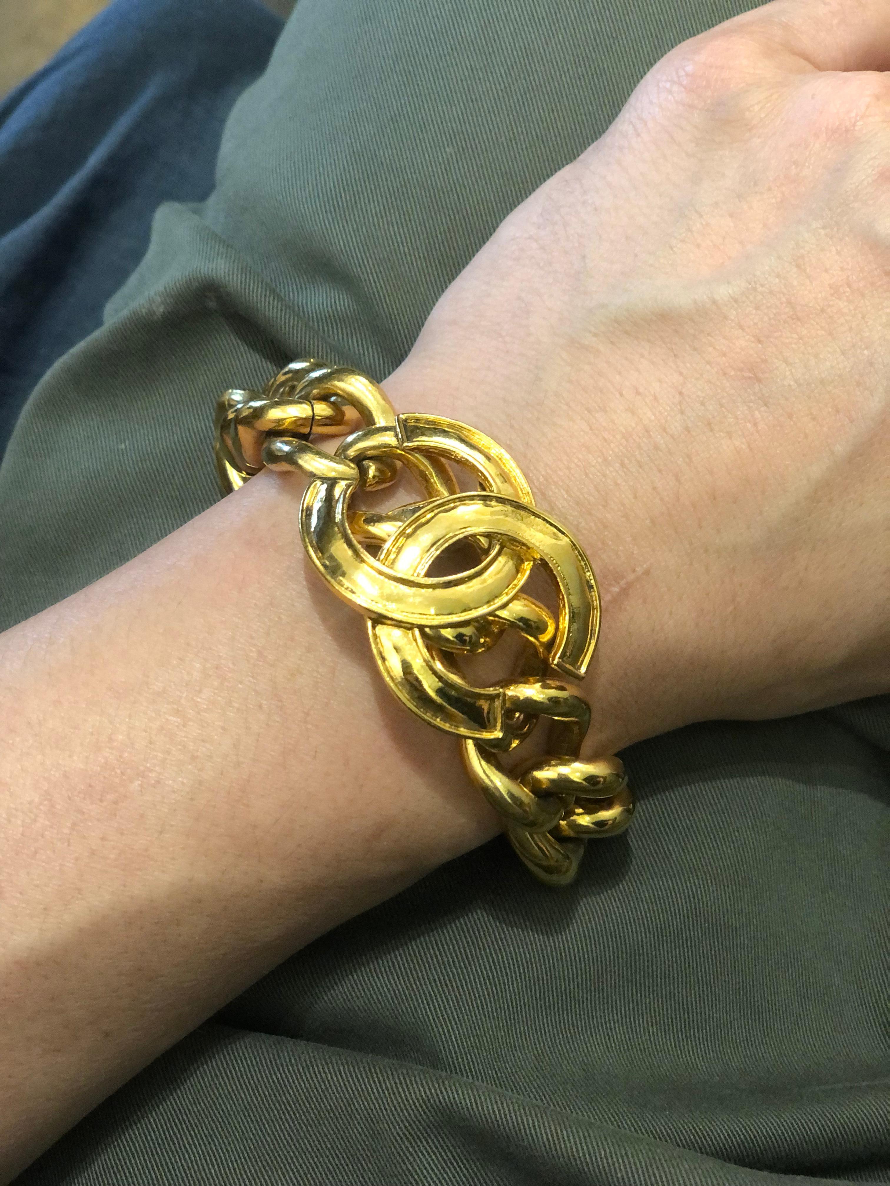 1994 Vintage CHANEL Gold Toned CC Chain Link Bracelet 1