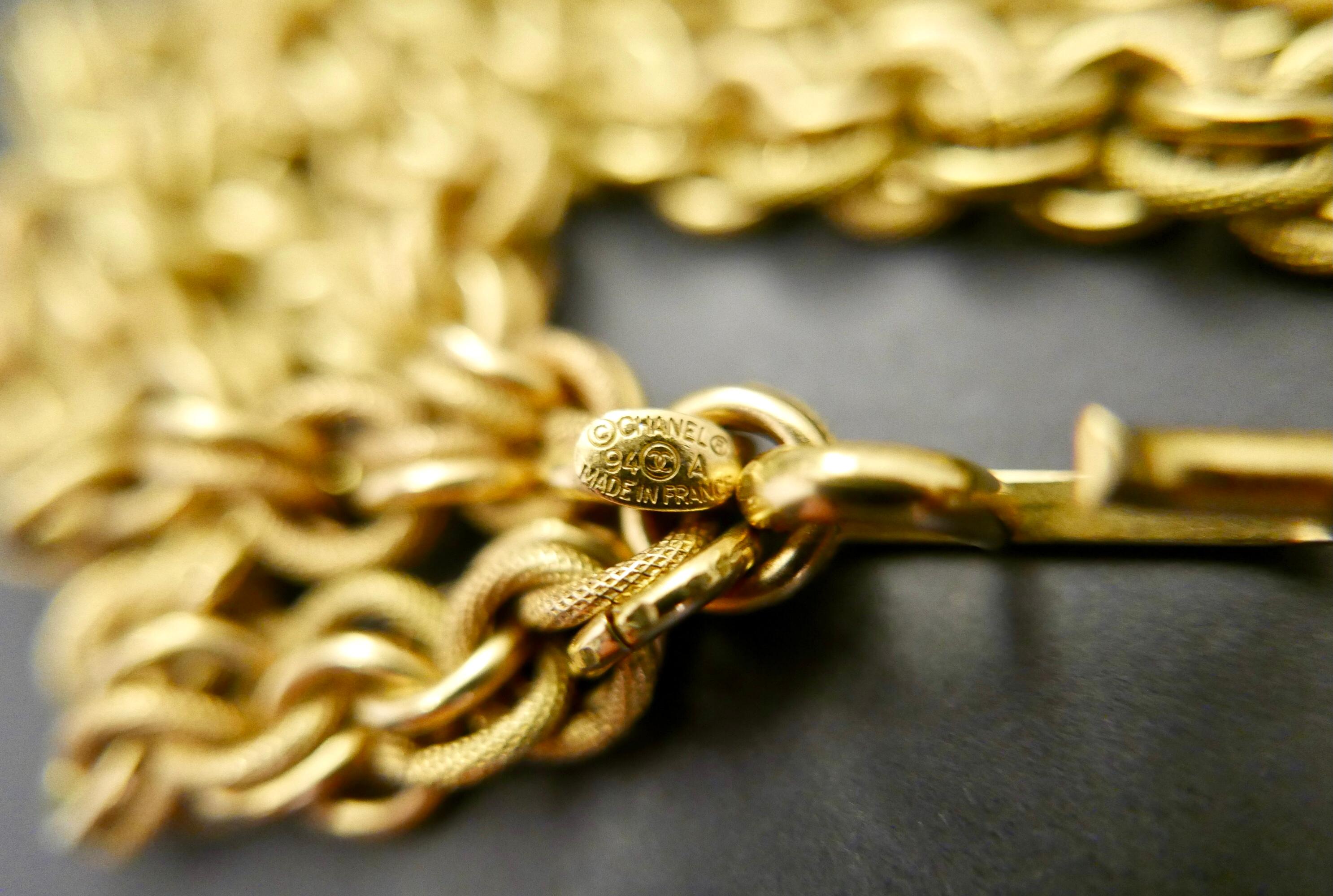 Brown 1994 Vintage CHANEL Gold Toned Quadruple Chain Belt Necklace For Sale